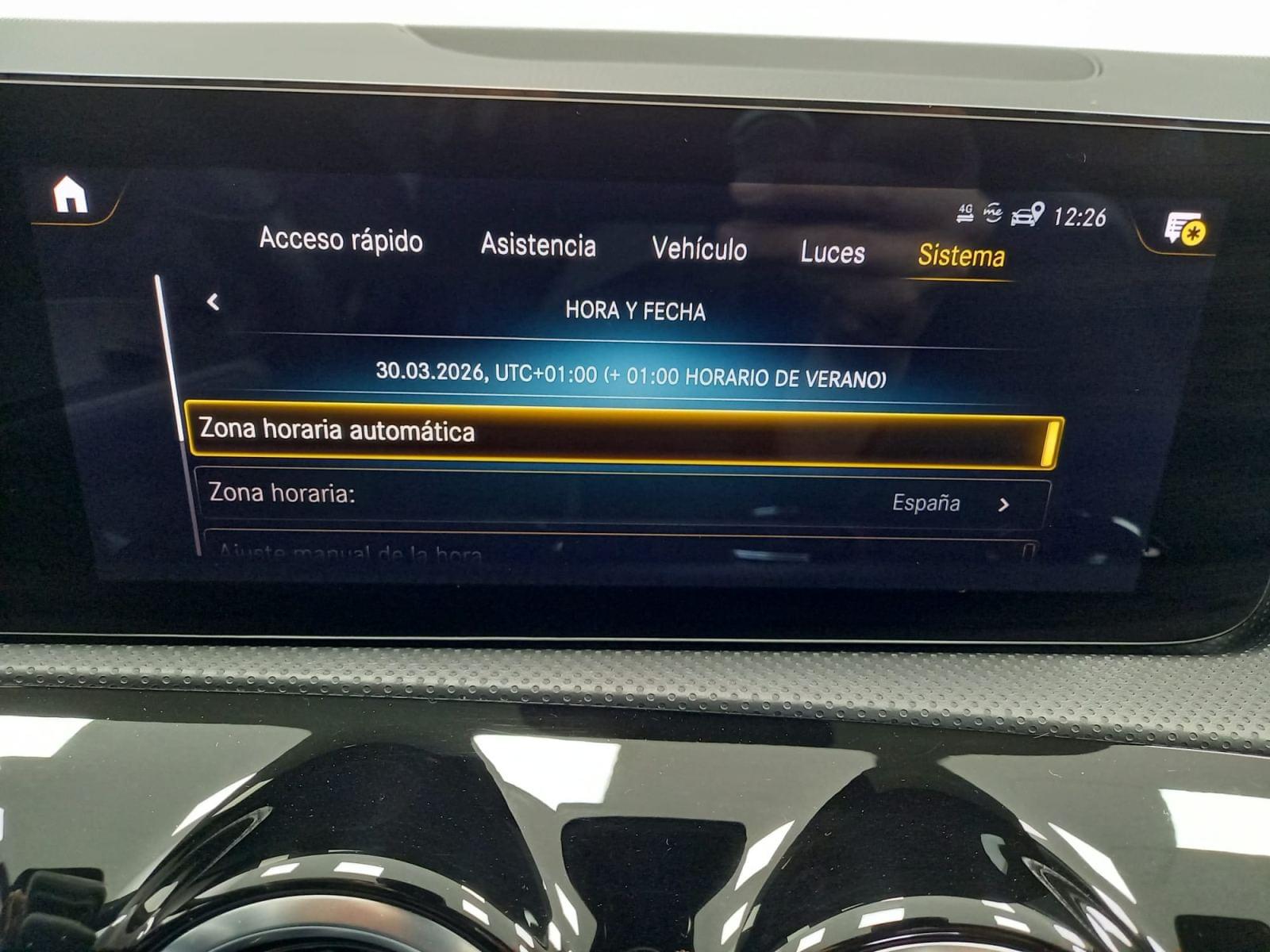 MERCEDES CLASE CLA 220 D DCT 17 