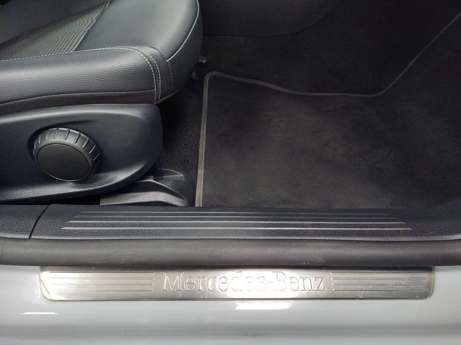 MERCEDES CLASE CLA 220 D DCT 30 