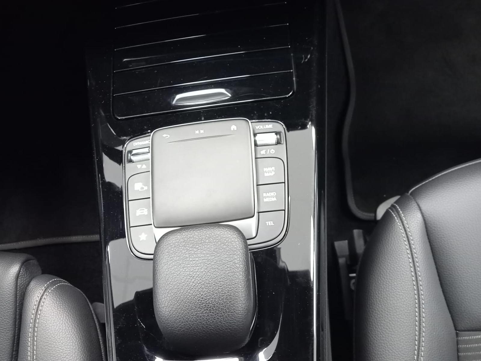 MERCEDES CLASE CLA 220 D DCT 33 