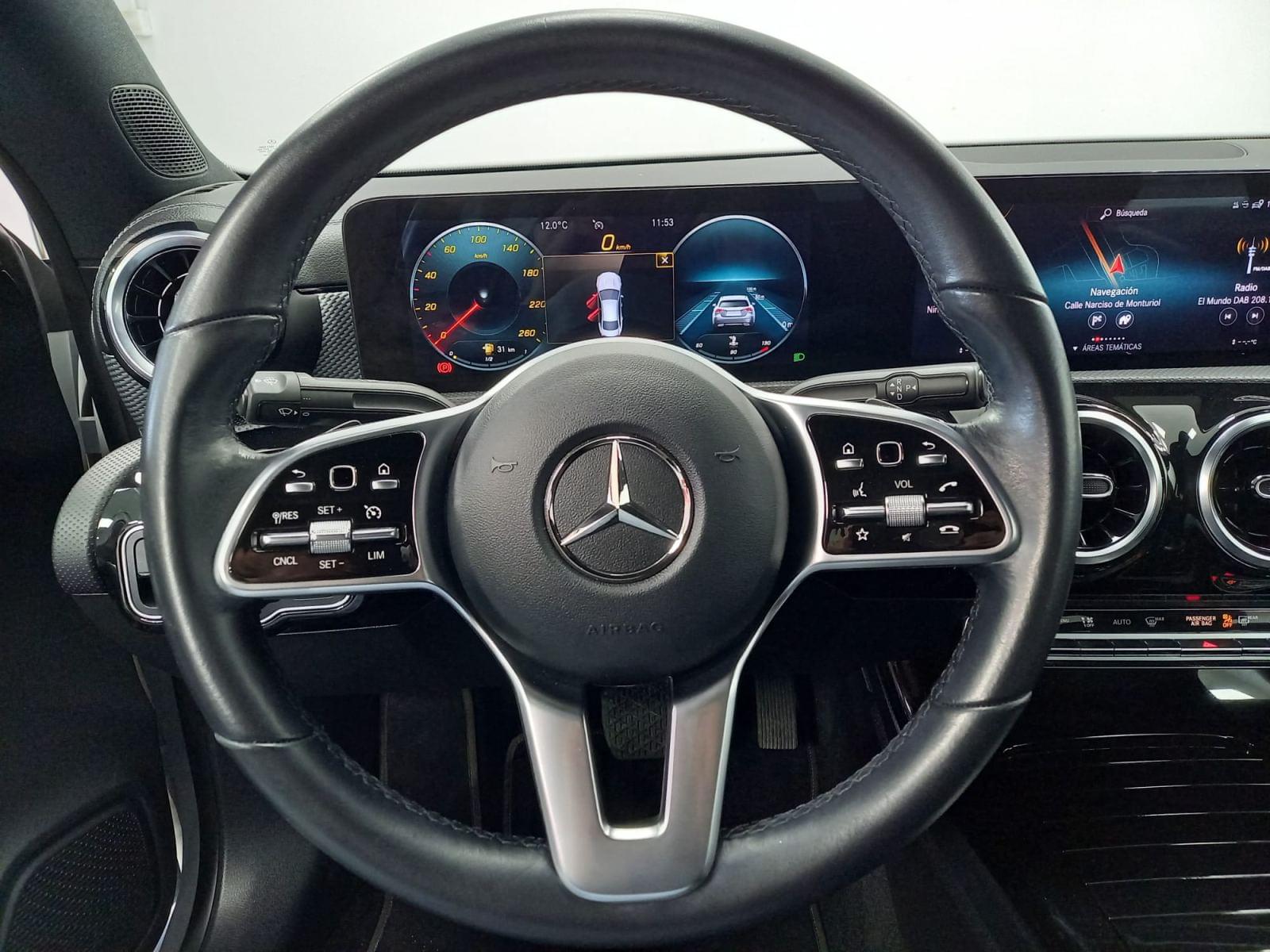 MERCEDES CLASE CLA 220 D DCT 39 