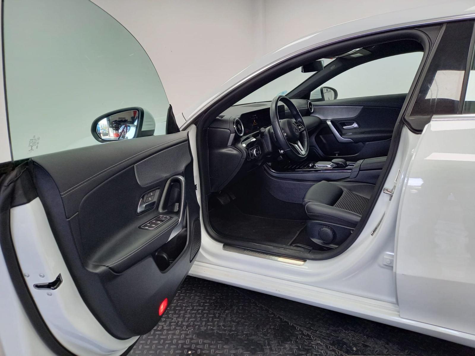 MERCEDES CLASE CLA 220 D DCT 44 