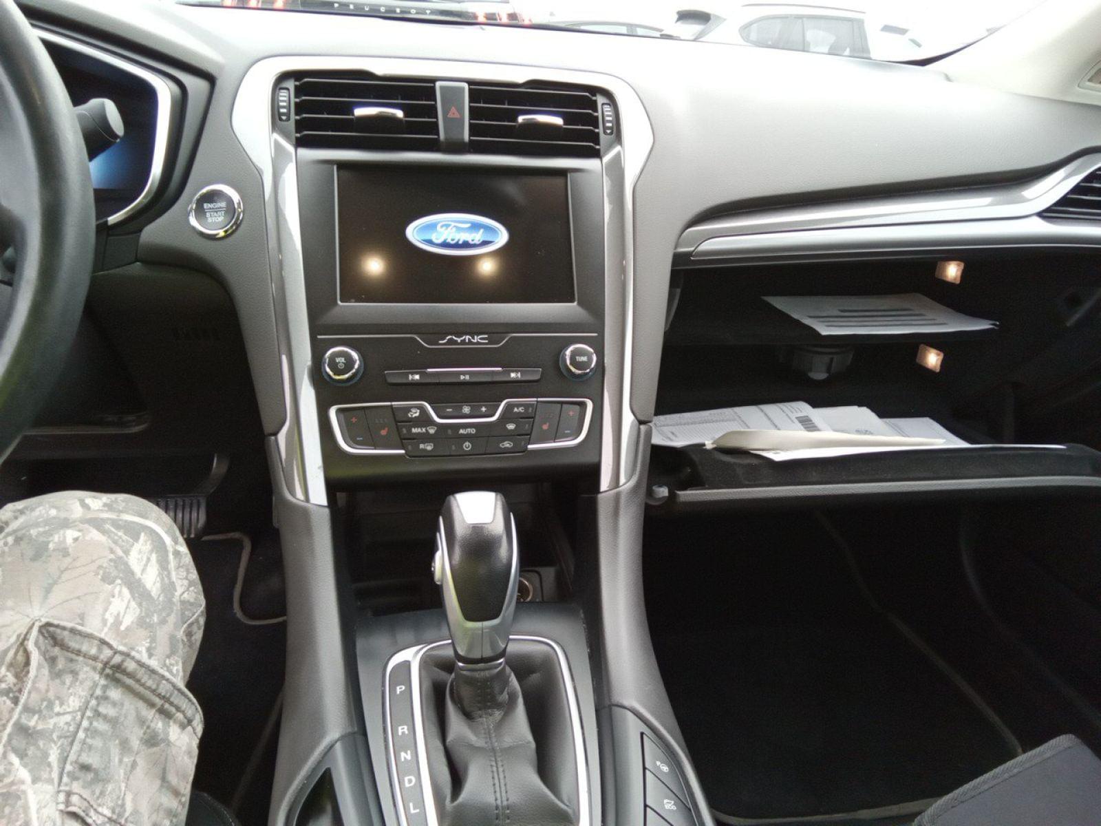 FORD MONDEO 2.0 Hibrido 138kW/187CV Titanium HEV AT 8 