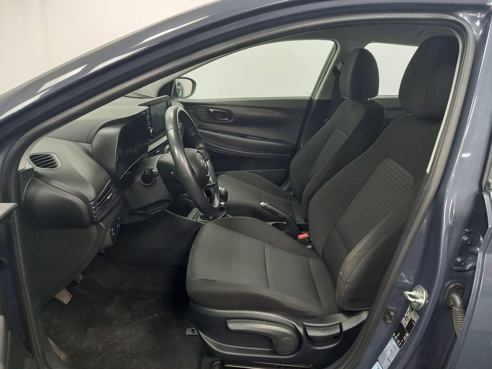 HYUNDAI I20 berlina con portón 1.2 MPI SLX 10 