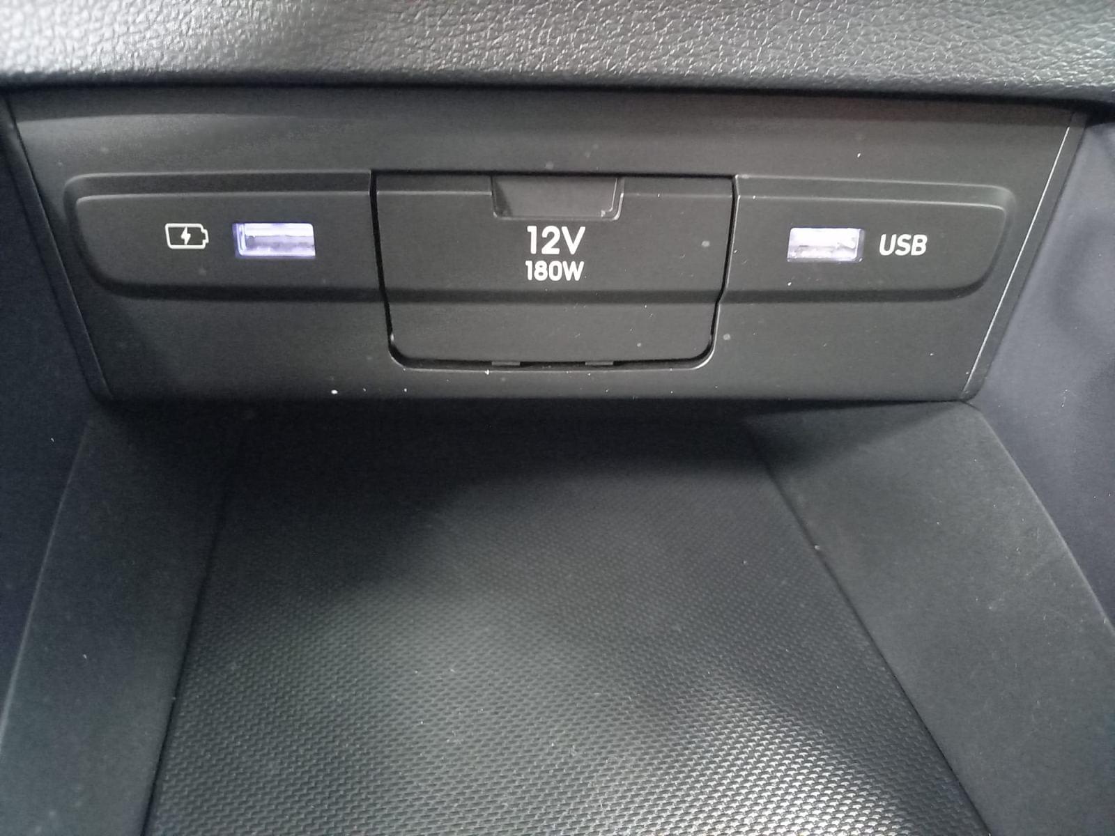 HYUNDAI I20 berlina con portón 1.2 MPI SLX 14 