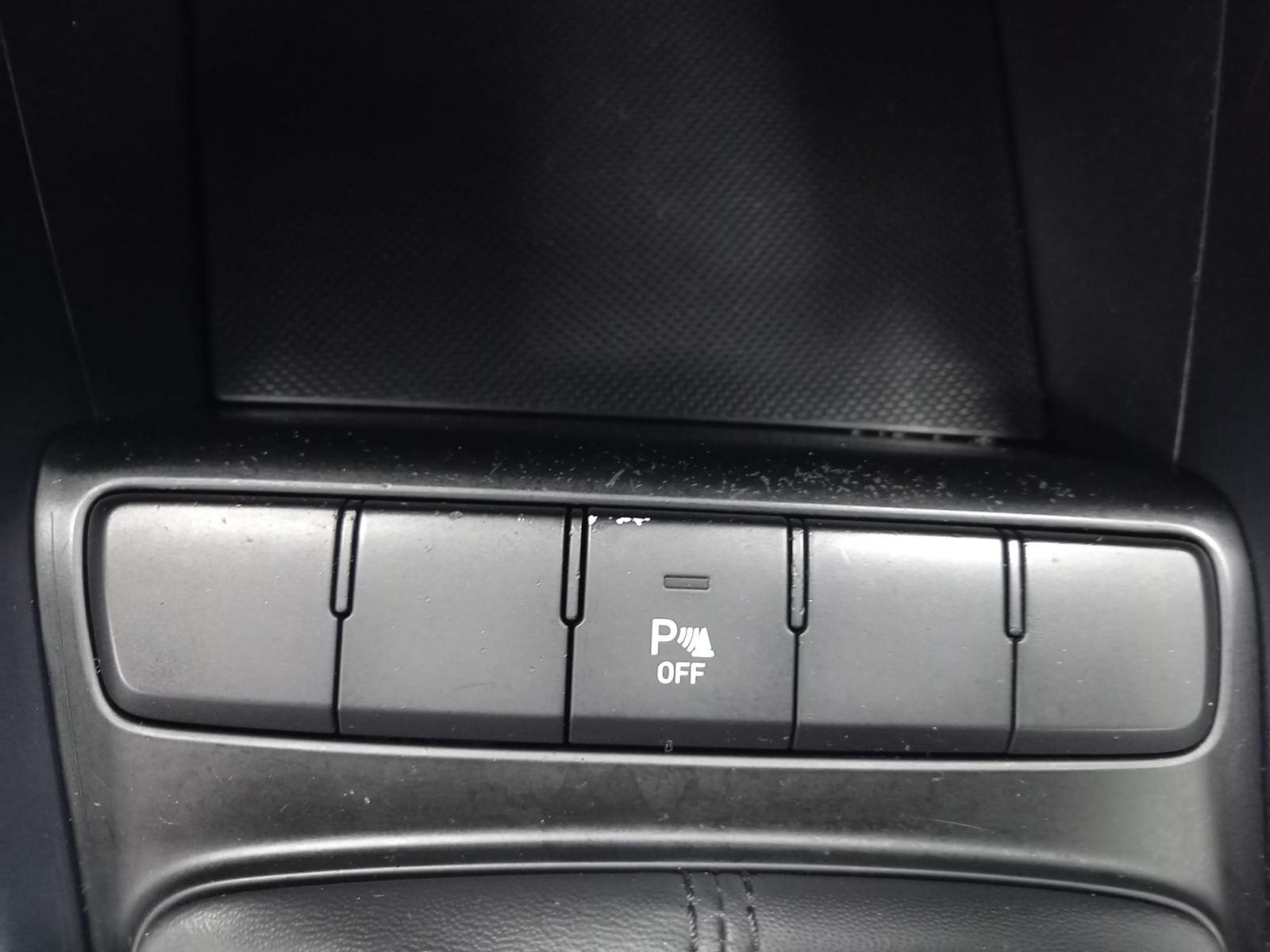 HYUNDAI I20 berlina con portón 1.2 MPI SLX 21 