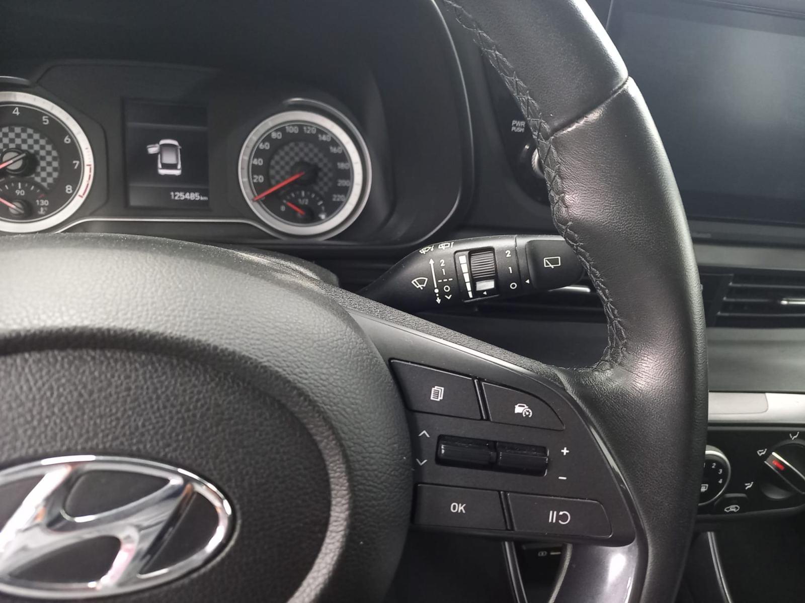 HYUNDAI I20 berlina con portón 1.2 MPI SLX 23 