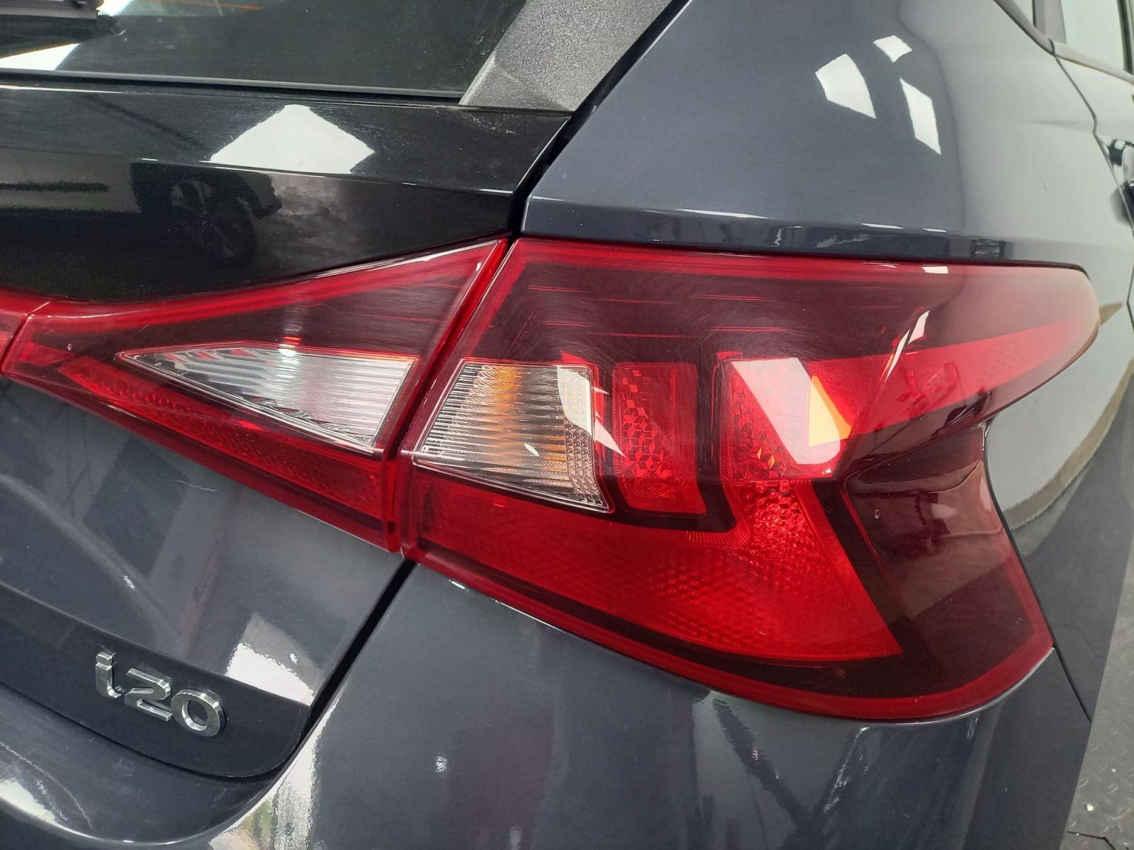 HYUNDAI I20 berlina con portón 1.2 MPI SLX 33 