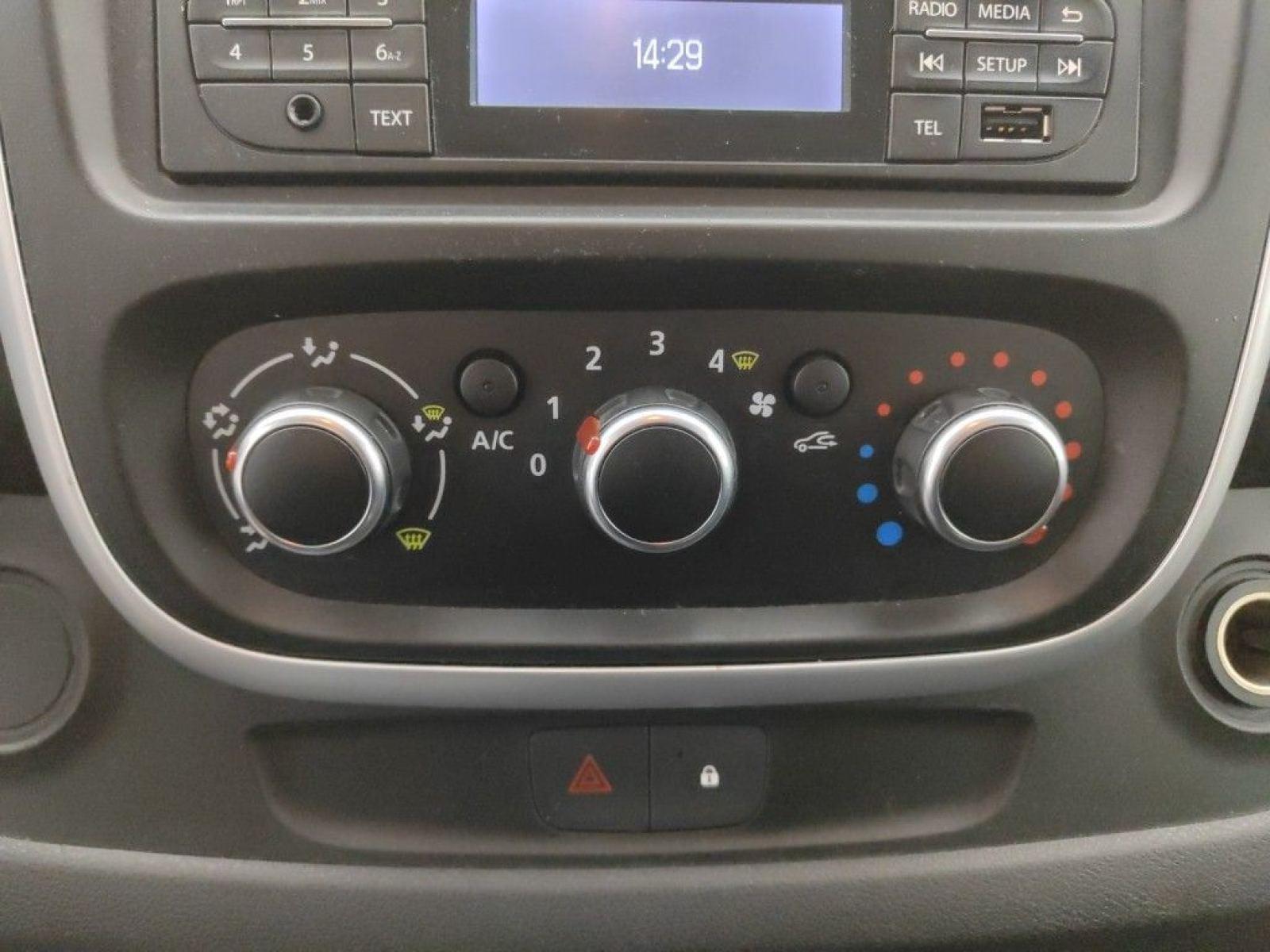 RENAULT TRAFIC FURGON 1.6 dCi 95 CV 27 L2H1 Grand Confort 5d 11 