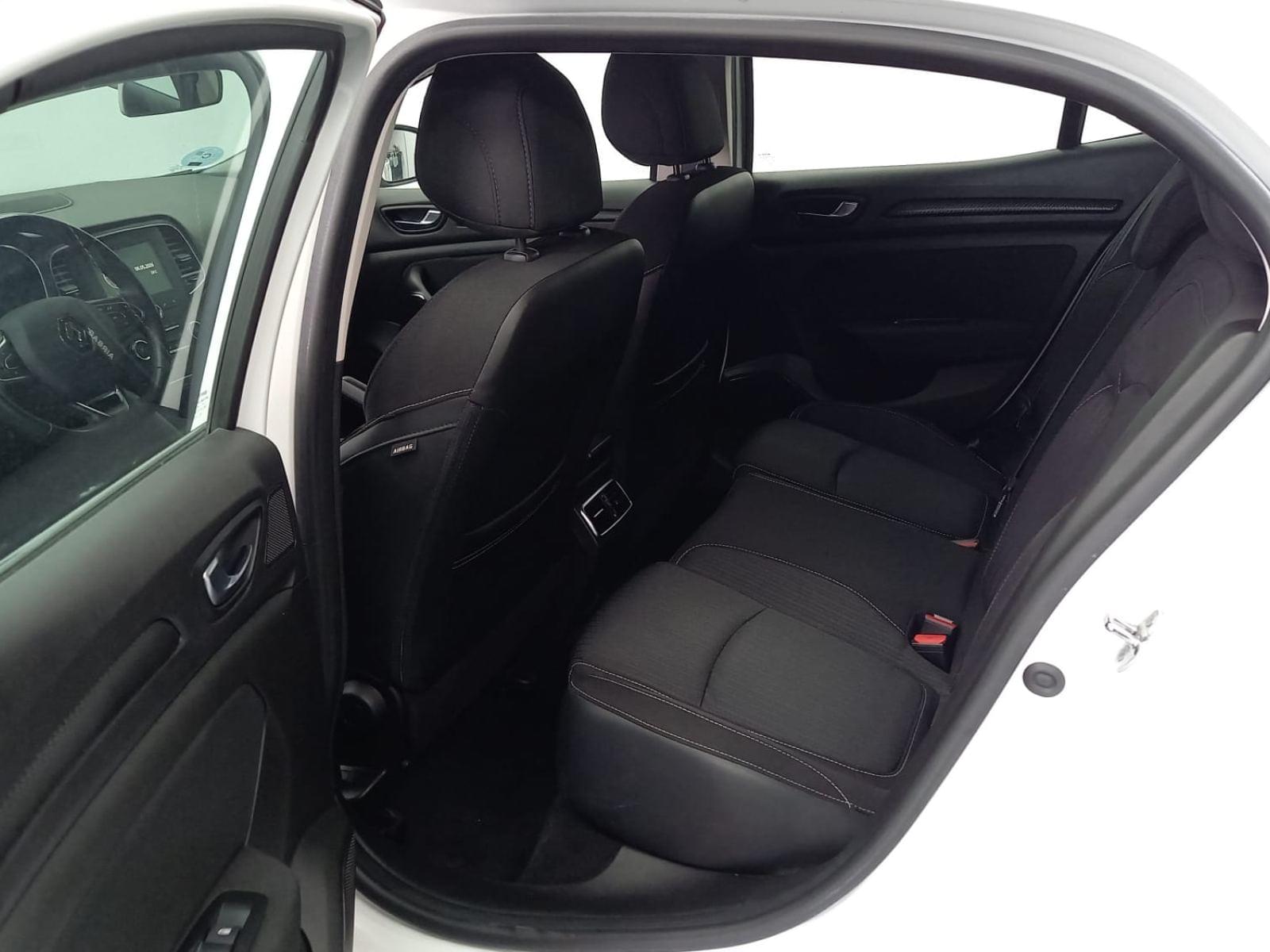 RENAULT MéGANE Business Blue dCi 81 kW (115CV) 9