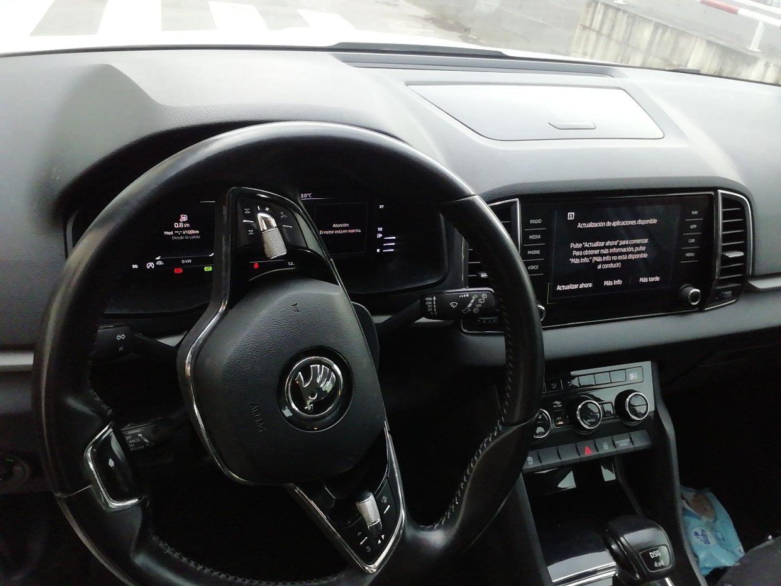 SKODA KAROQ 2.0 TDI 110kW (150CV) DSG 4X4 Ambition 6 