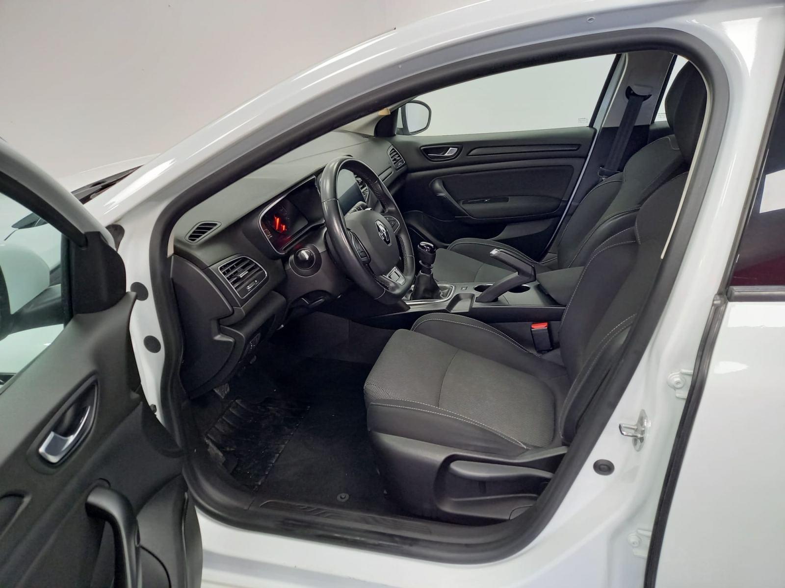 RENAULT MéGANE Life Blue dCi 85 kW (115CV) 8 