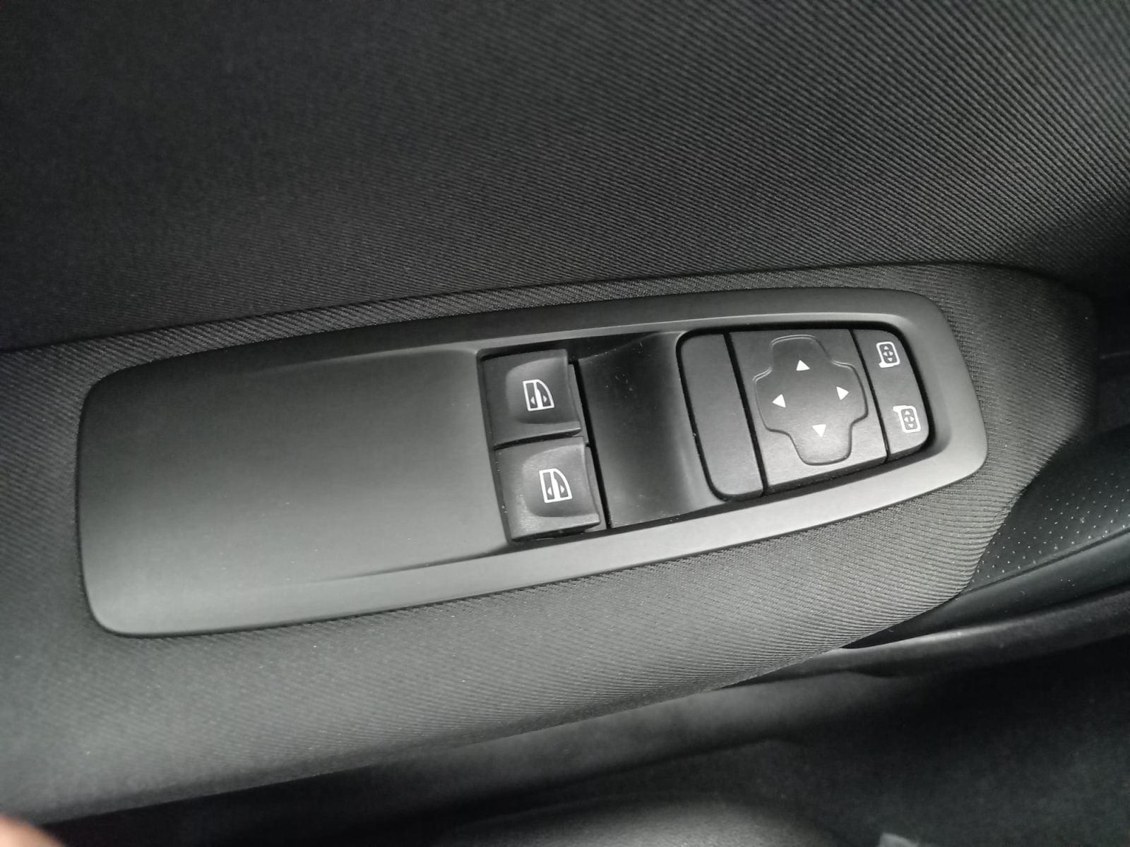 RENAULT MéGANE Life Blue dCi 85 kW (115CV) 28 