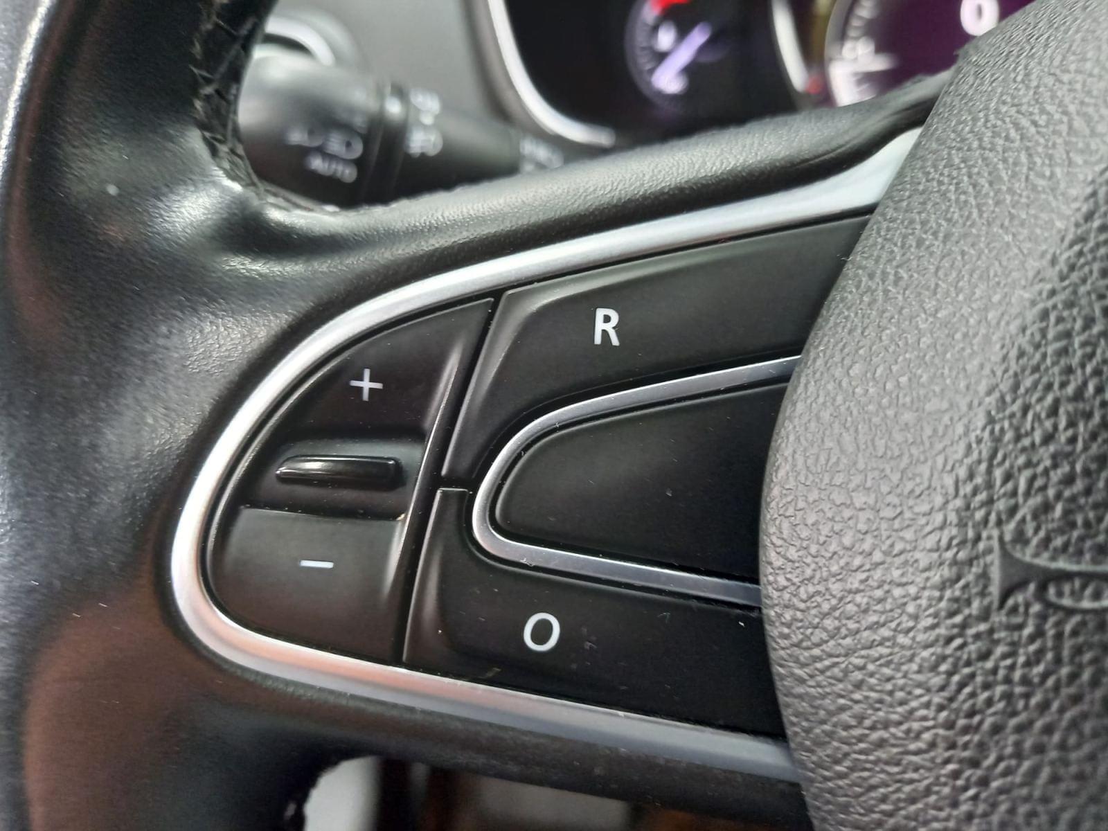 RENAULT TALISMAN Limited Blue dCi 88 kW (120CV) 19 