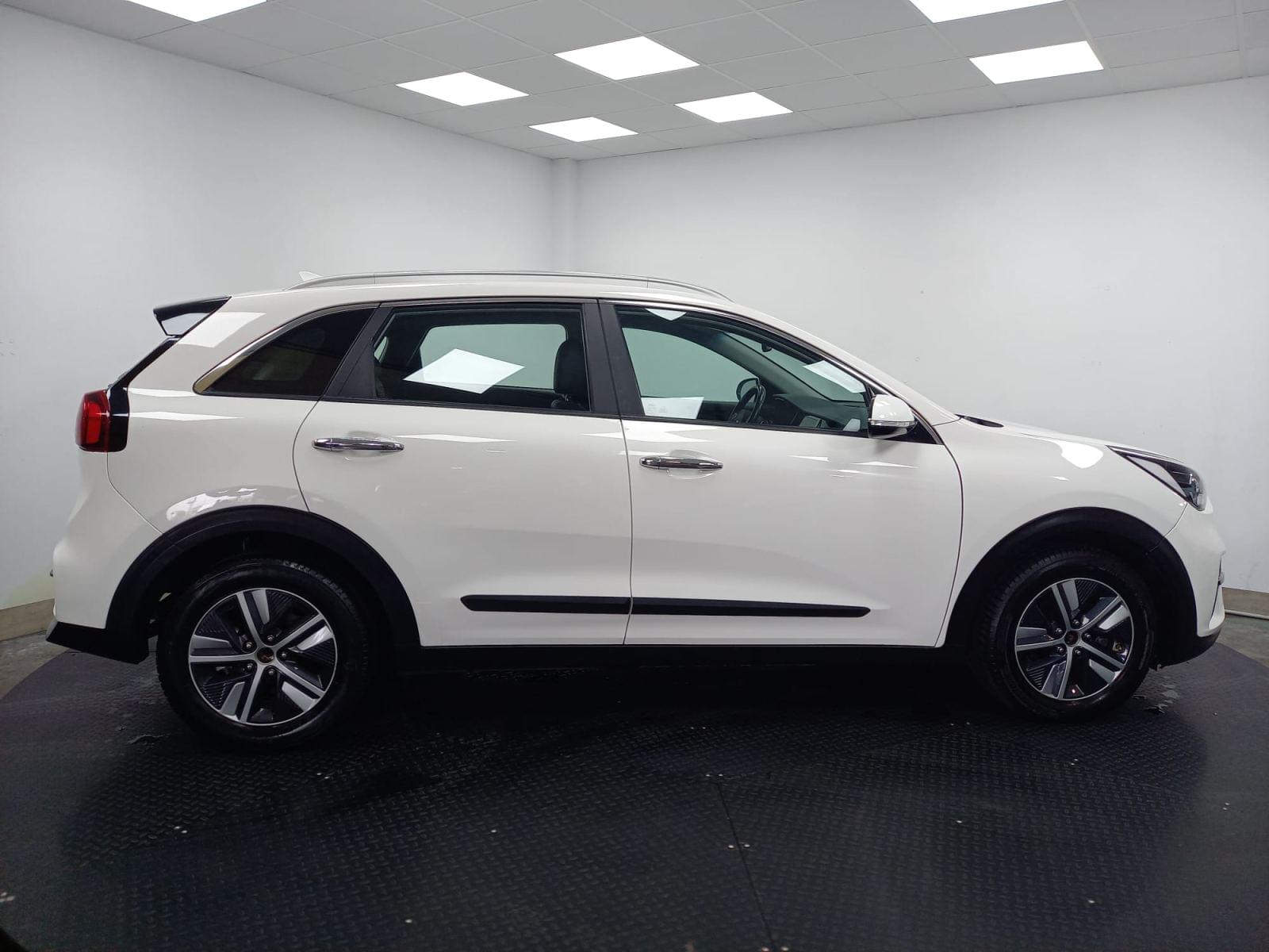 KIA NIRO crossover 1.6 GDi HEV 104kW 141CV Drive 3 