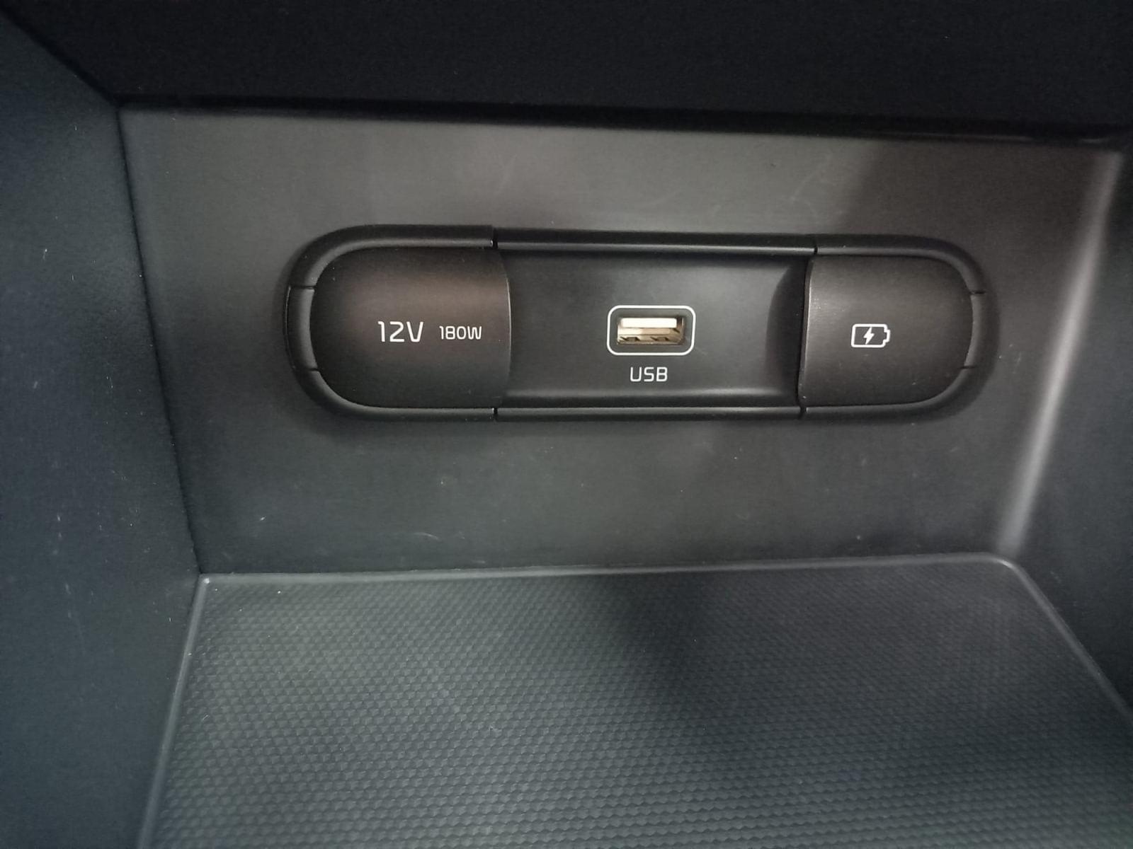 KIA NIRO crossover 1.6 GDi HEV 104kW 141CV Drive 22 