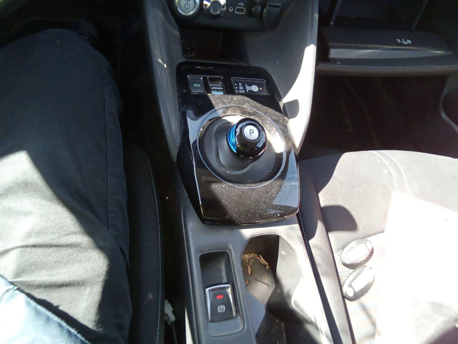 NISSAN LEAF 62kWh e+ N-Connecta 11 