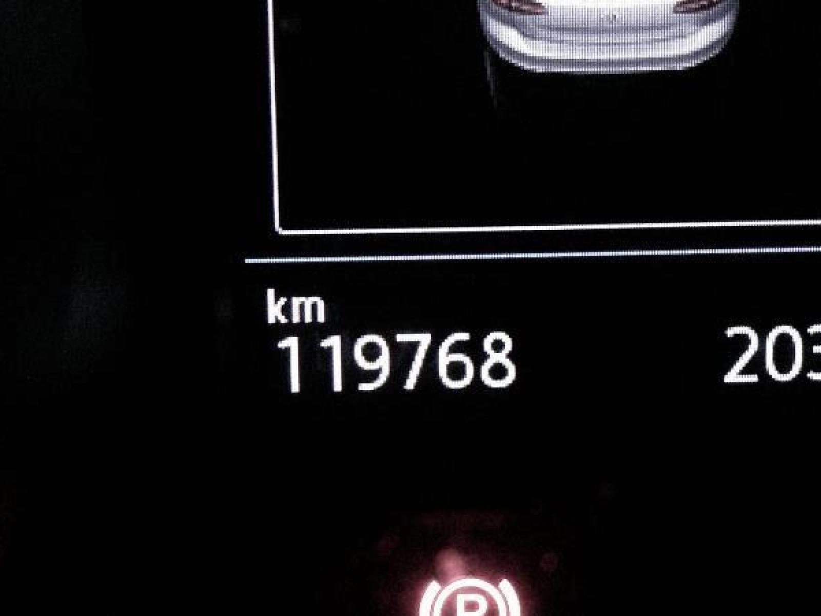 VOLKSWAGEN PASSAT VARIANT EXECUTIVE 2.0 TDI 110KW DSG 7 