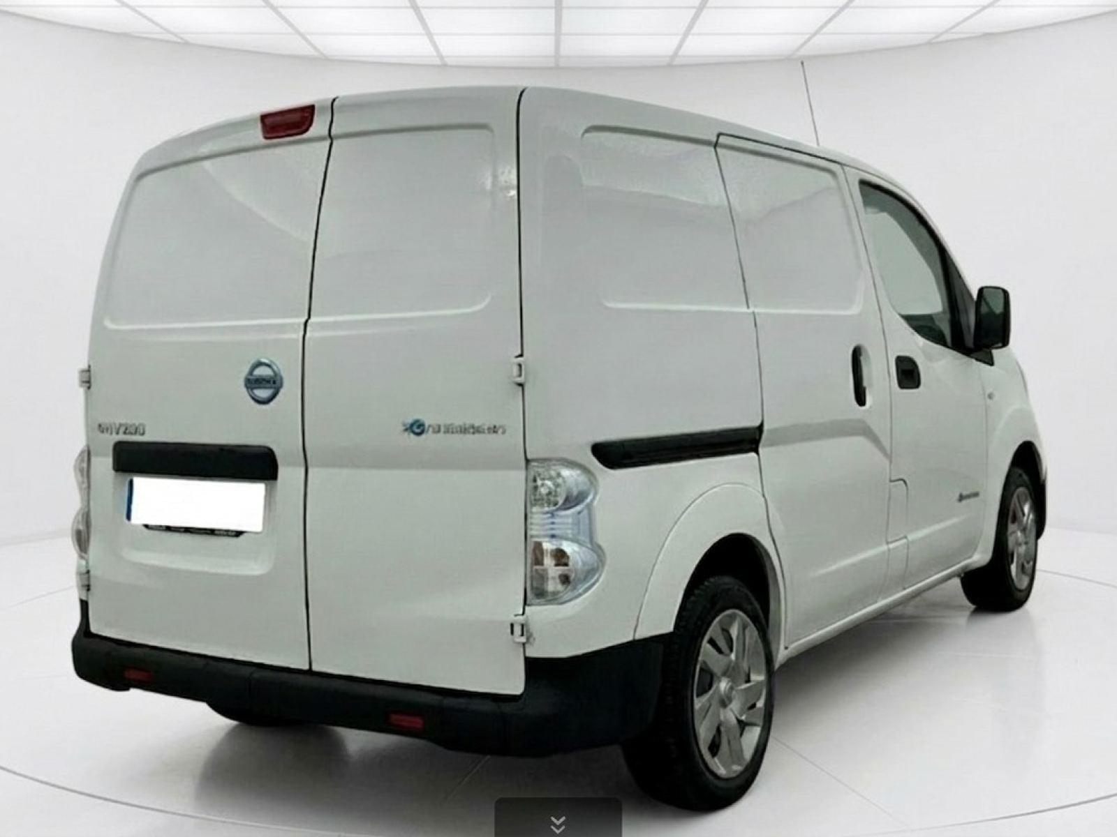 NISSAN E-NV200 FURGÓN PROFESIONAL 5P. 40KWH  80KW 3 