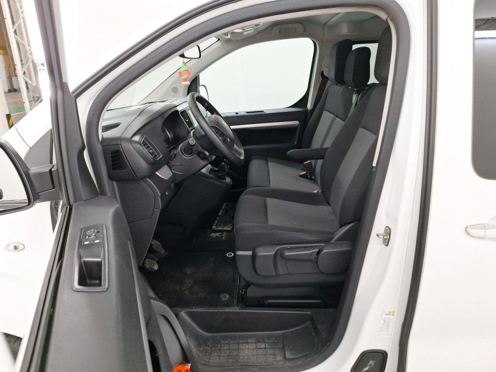 PEUGEOT TRAVELLER 1.5 BlueHDi L2 Std Business S&S (EU6.2) 6 