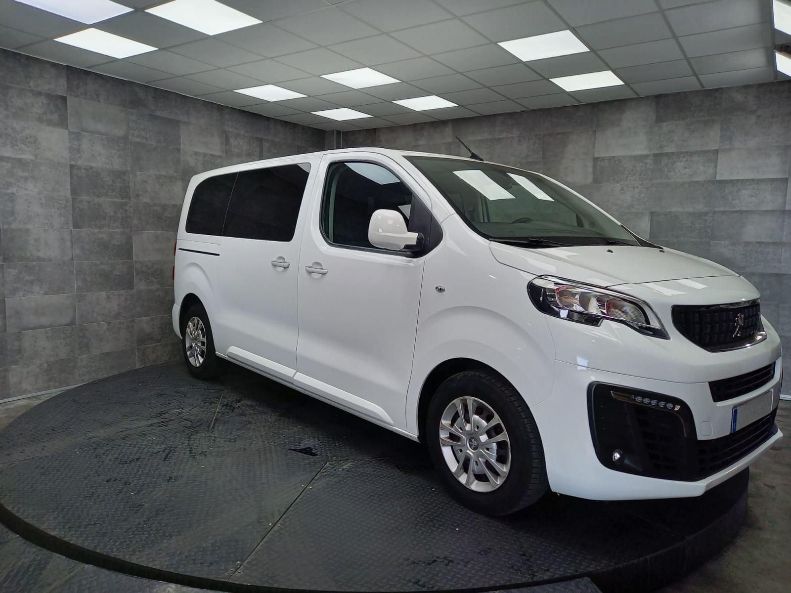 PEUGEOT TRAVELLER 1.5 BlueHDi L2 Std Business S&S (EU6.2) 3 