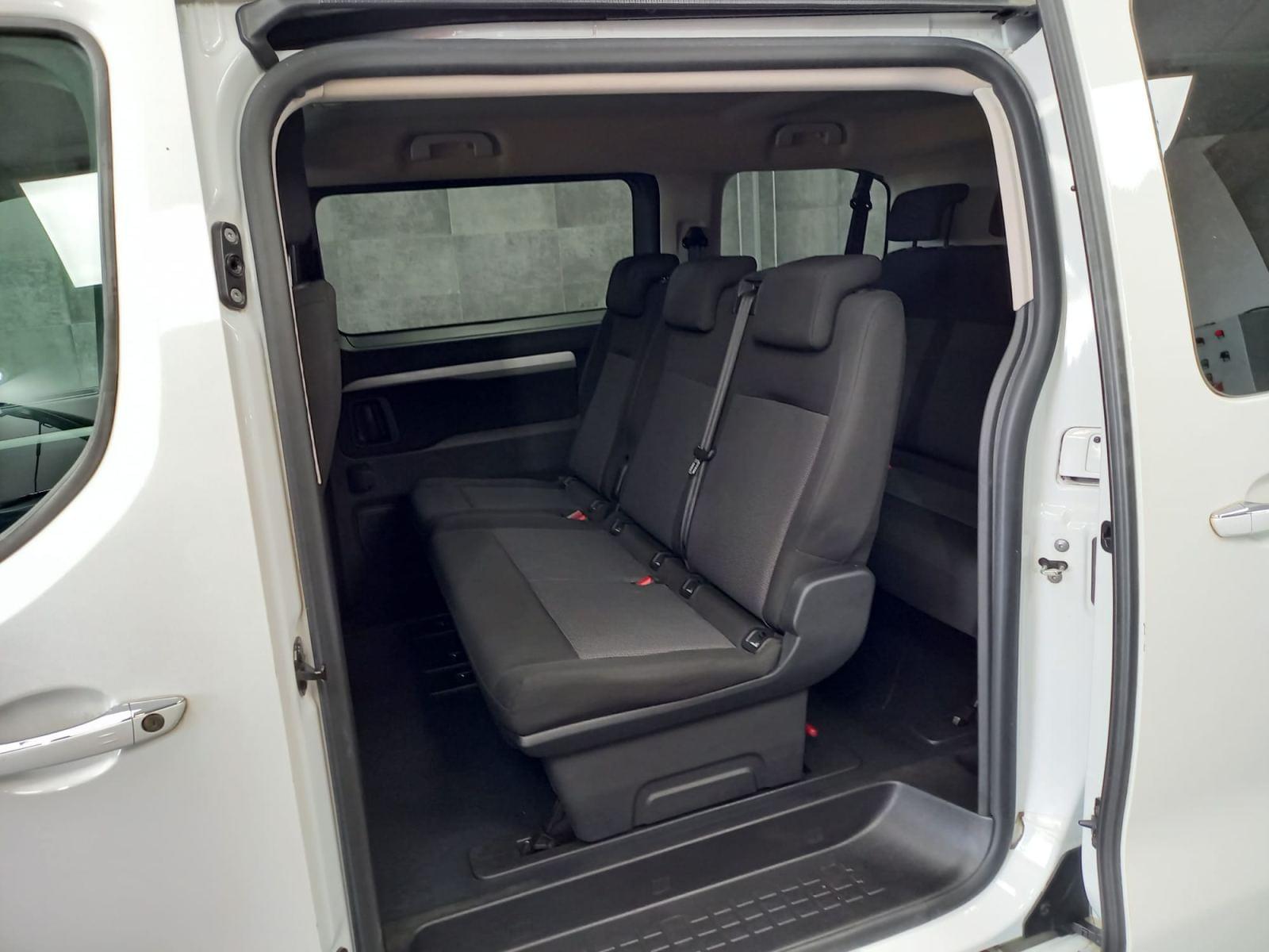 PEUGEOT TRAVELLER 1.5 BlueHDi L2 Std Business S&S (EU6.2) 8 
