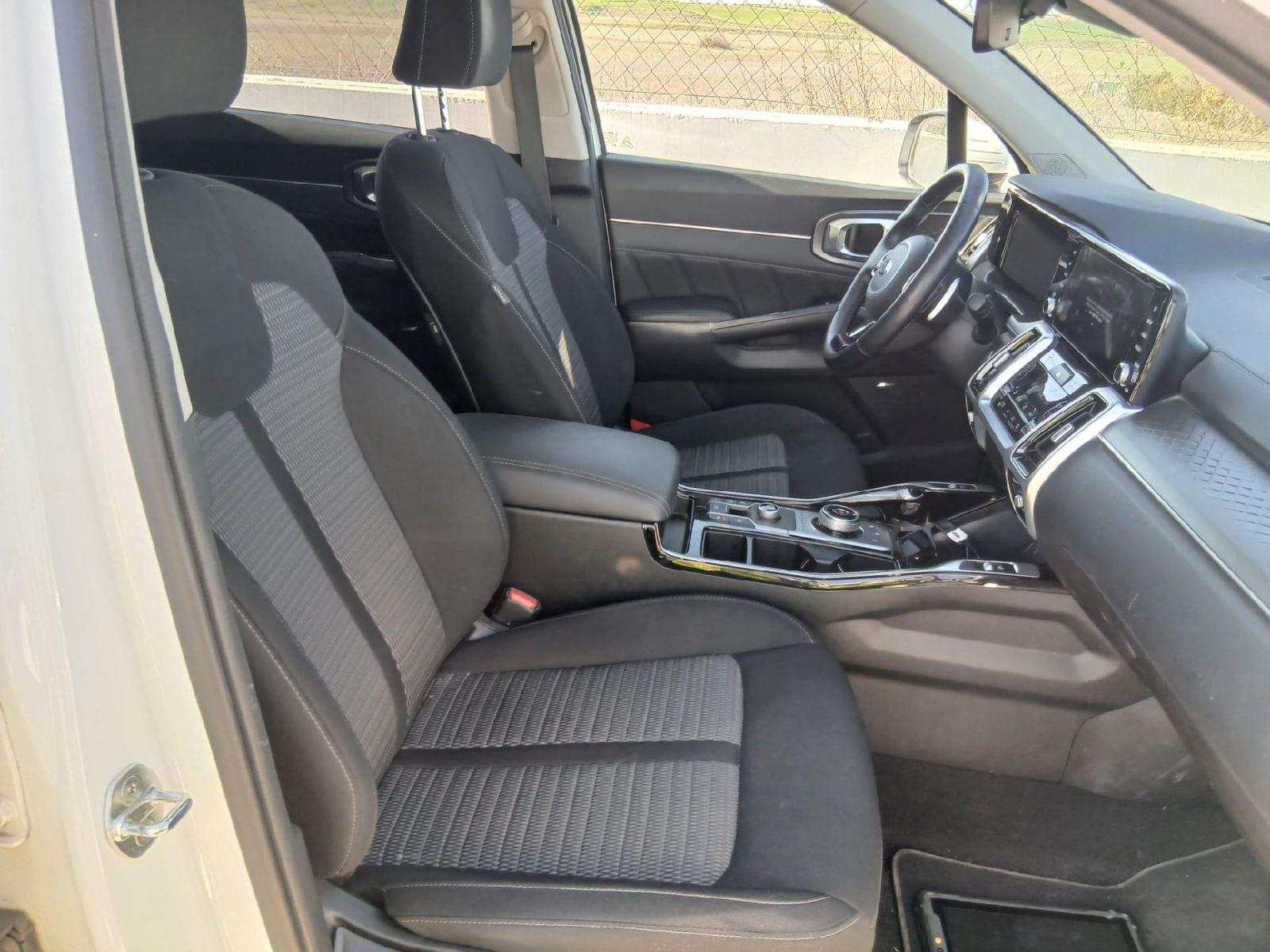 KIA SORENTO 1.6 T-GDi HEV Emotion 4x2 7pl 6