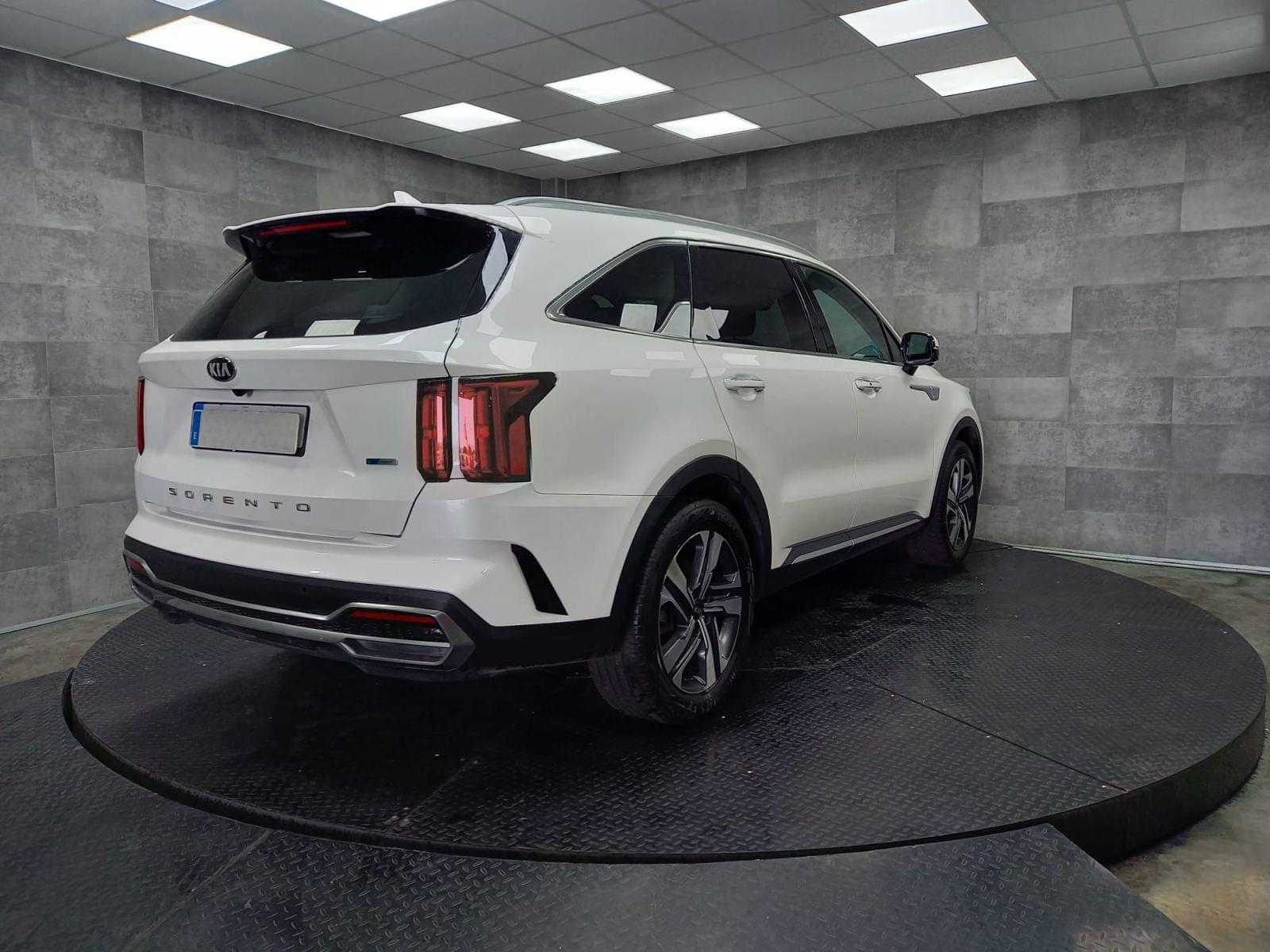 KIA SORENTO 1.6 T-GDi HEV Emotion 4x2 7pl 5