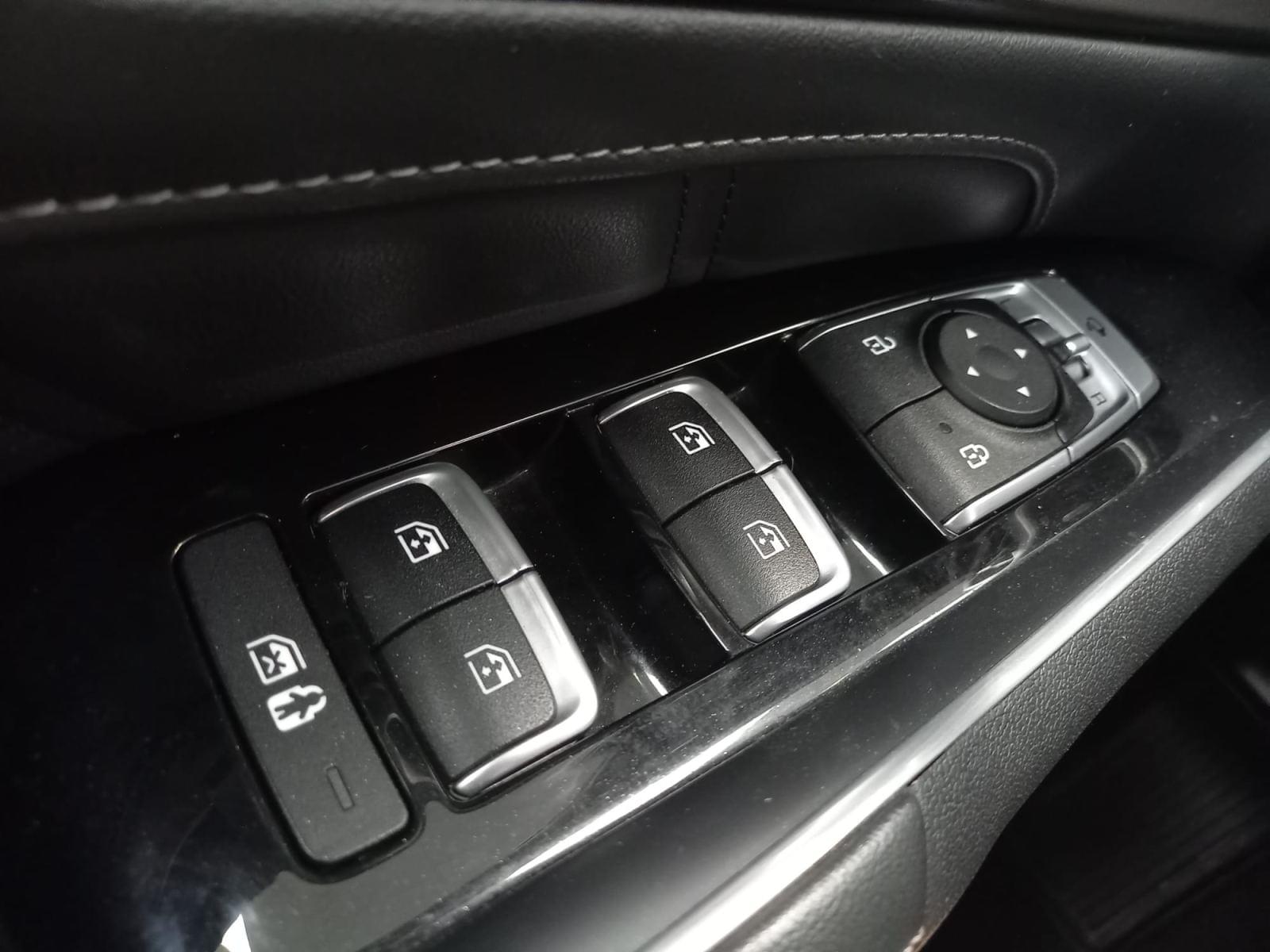KIA SORENTO 1.6 T-GDi HEV Emotion 4x2 7pl 27