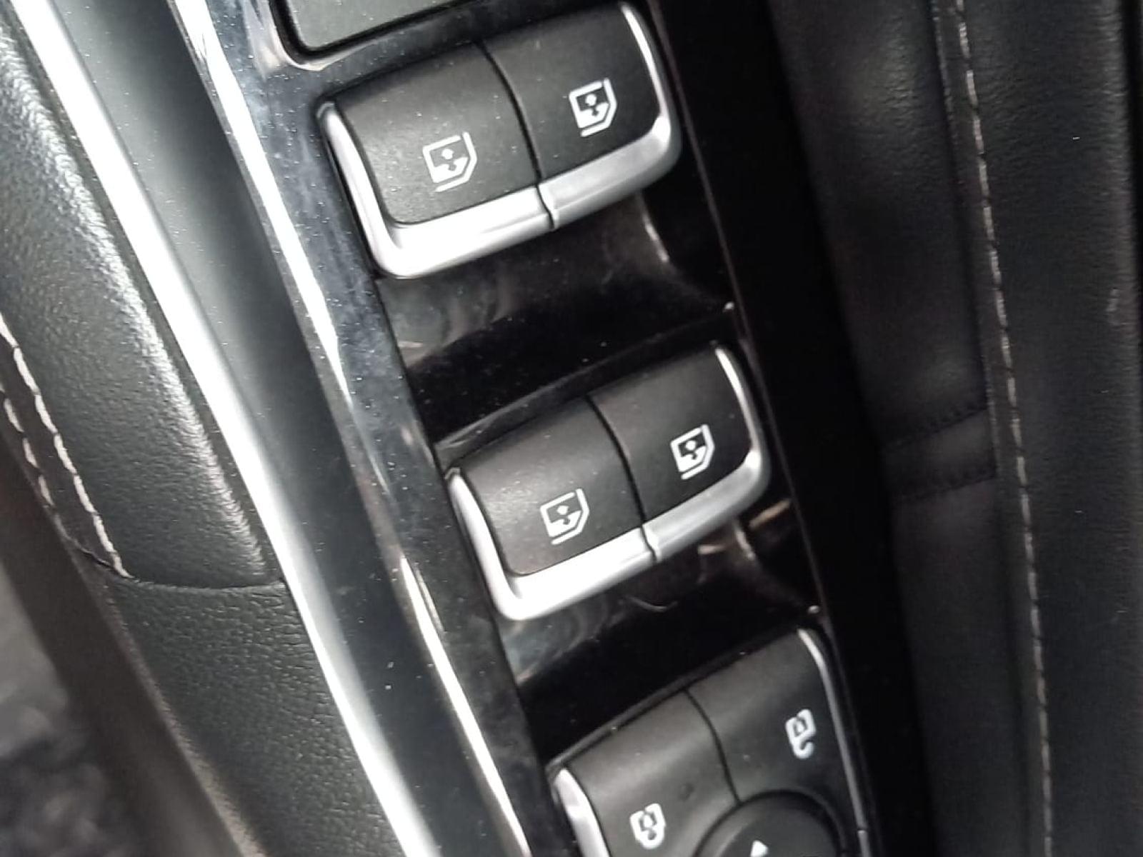 KIA SORENTO 1.6 T-GDi HEV Emotion 4x2 7pl 42