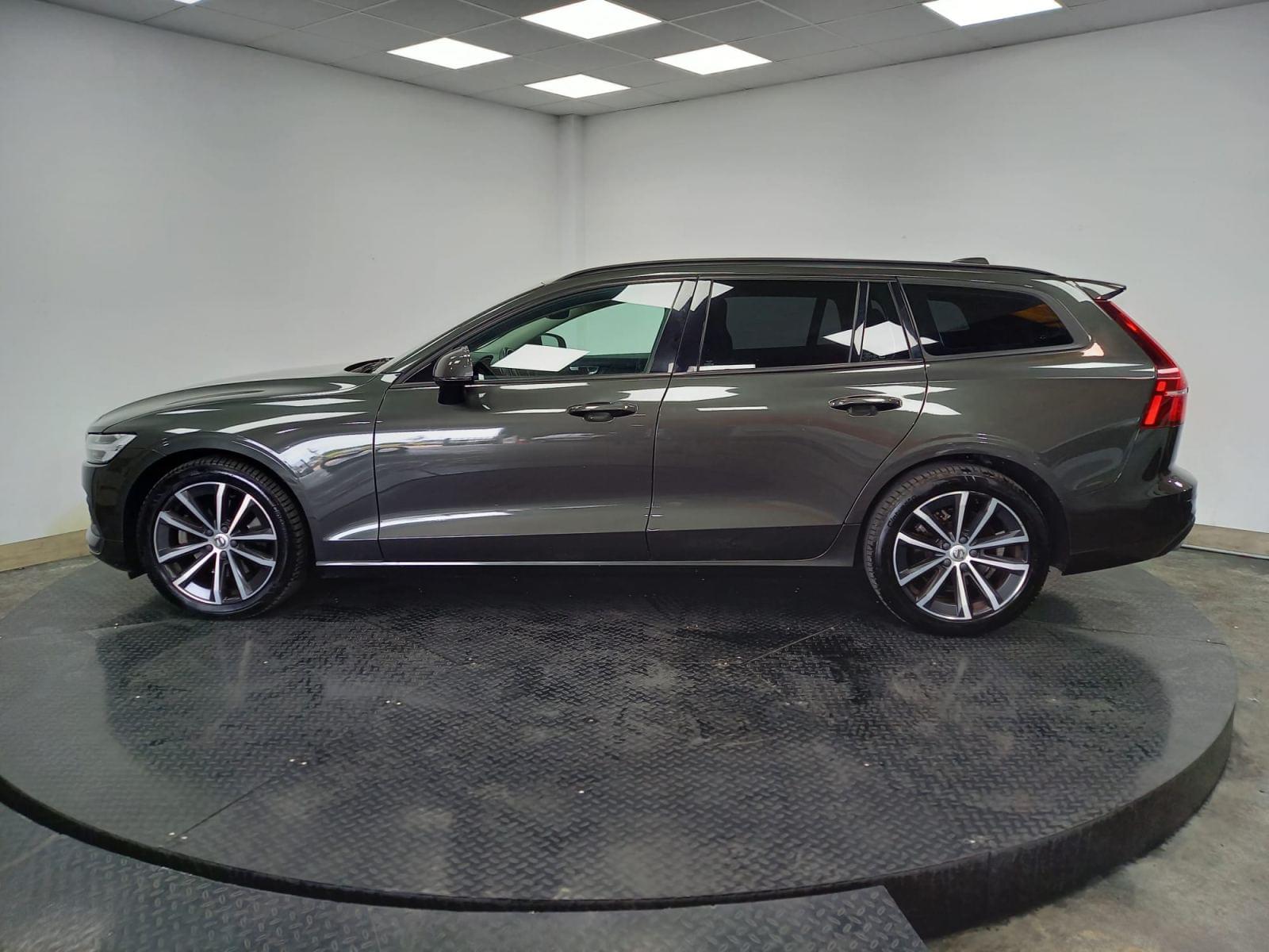 VOLVO V60 familiar 2.0 B4 (D) Momentum Auto 7 