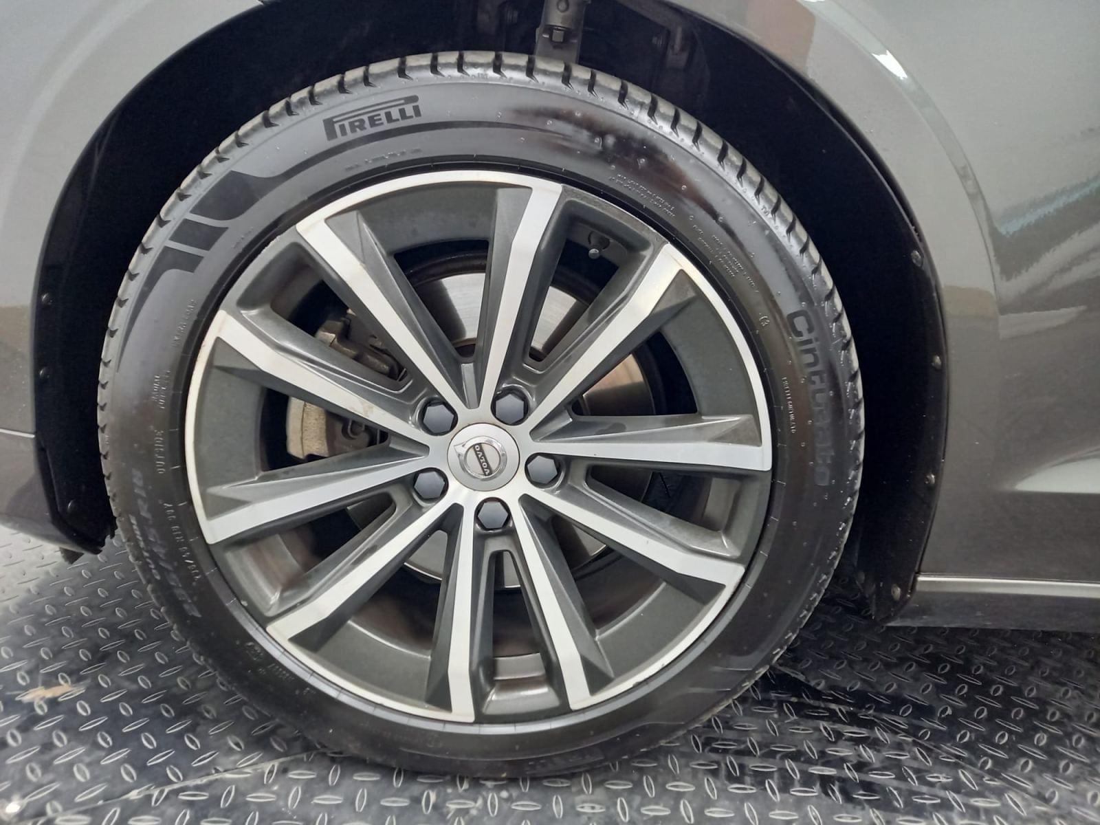 VOLVO V60 familiar 2.0 B4 (D) Momentum Auto 35 