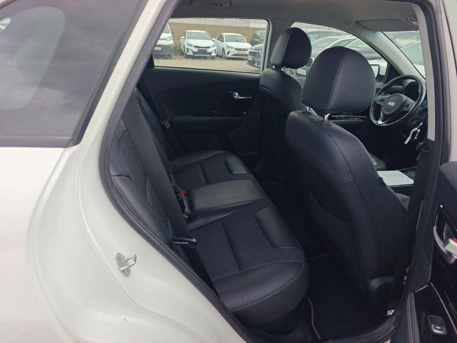 KIA NIRO crossover 1.6 GDi HEV 104kW 141CV Drive 8 