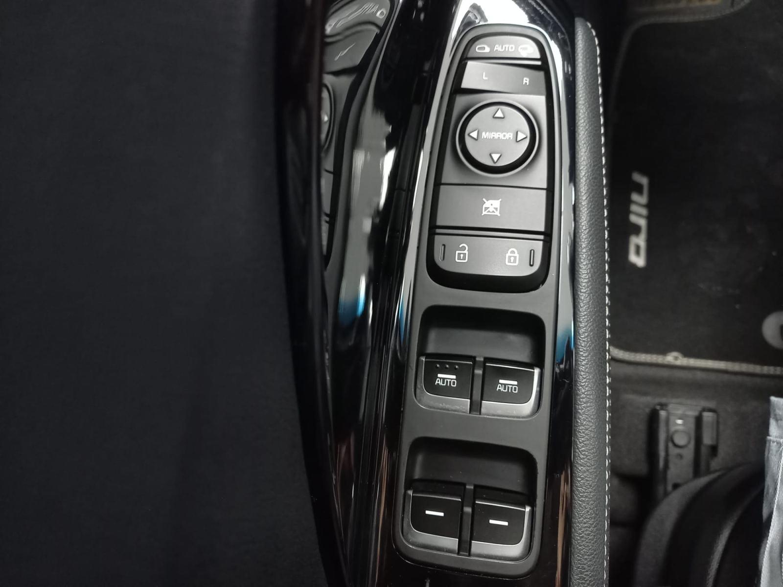 KIA NIRO crossover 1.6 GDi HEV 104kW 141CV Drive 9 