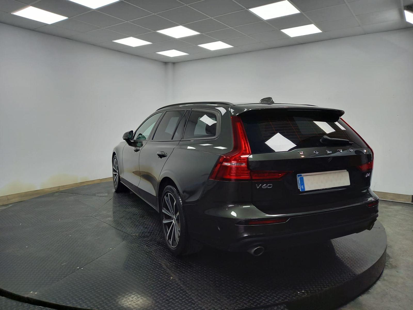 VOLVO V60 familiar 2.0 B4 (D) Momentum Auto 7