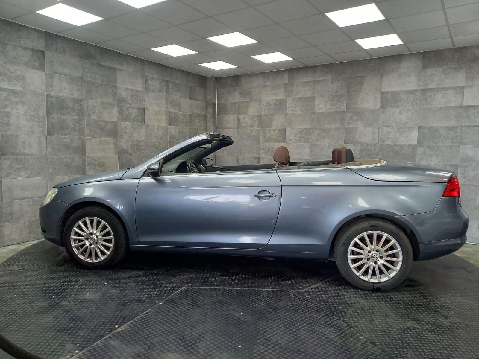 VOLKSWAGEN EOS 7 