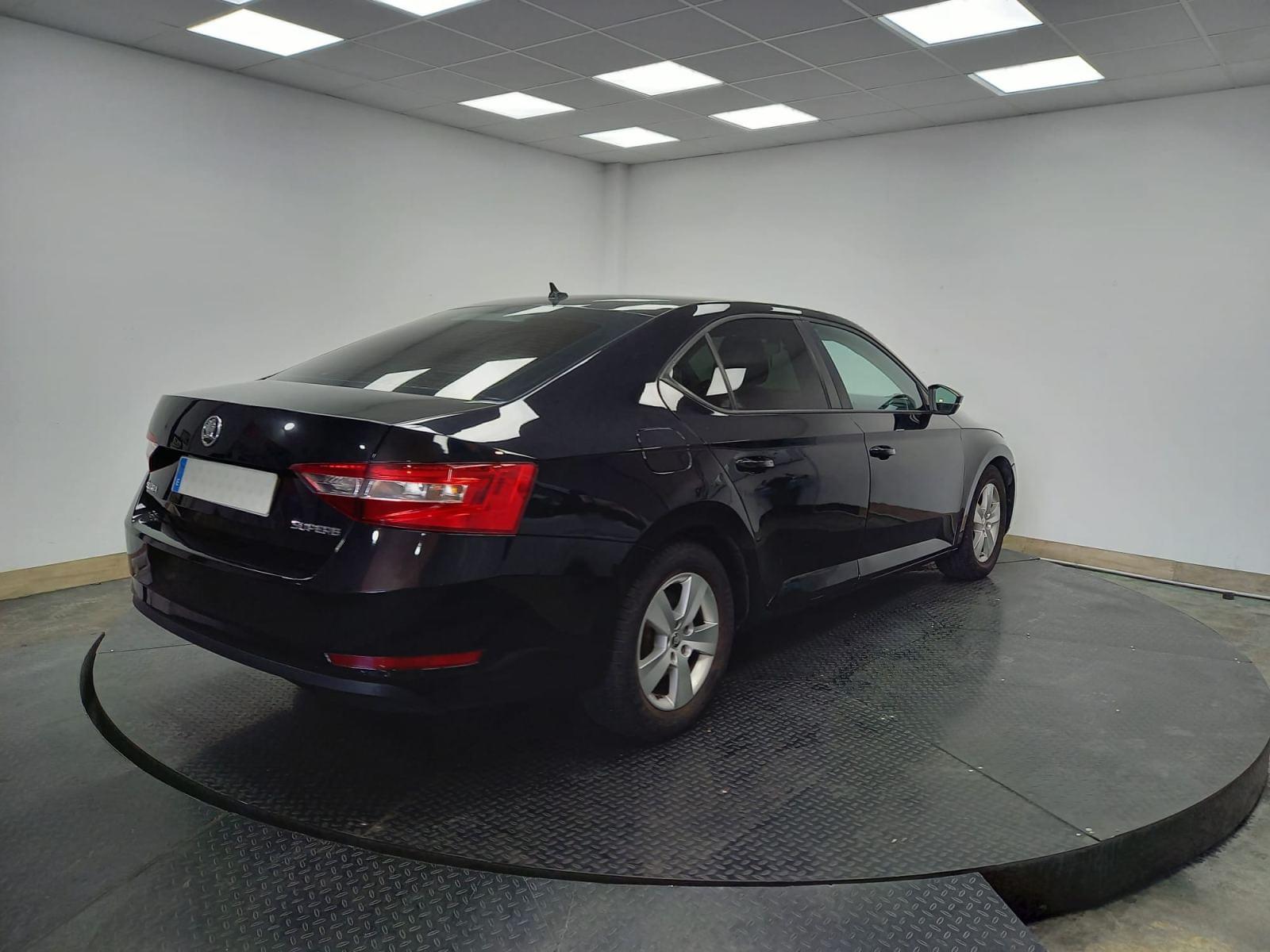 SKODA SUPERB 2.0 TDI 150 CV 4