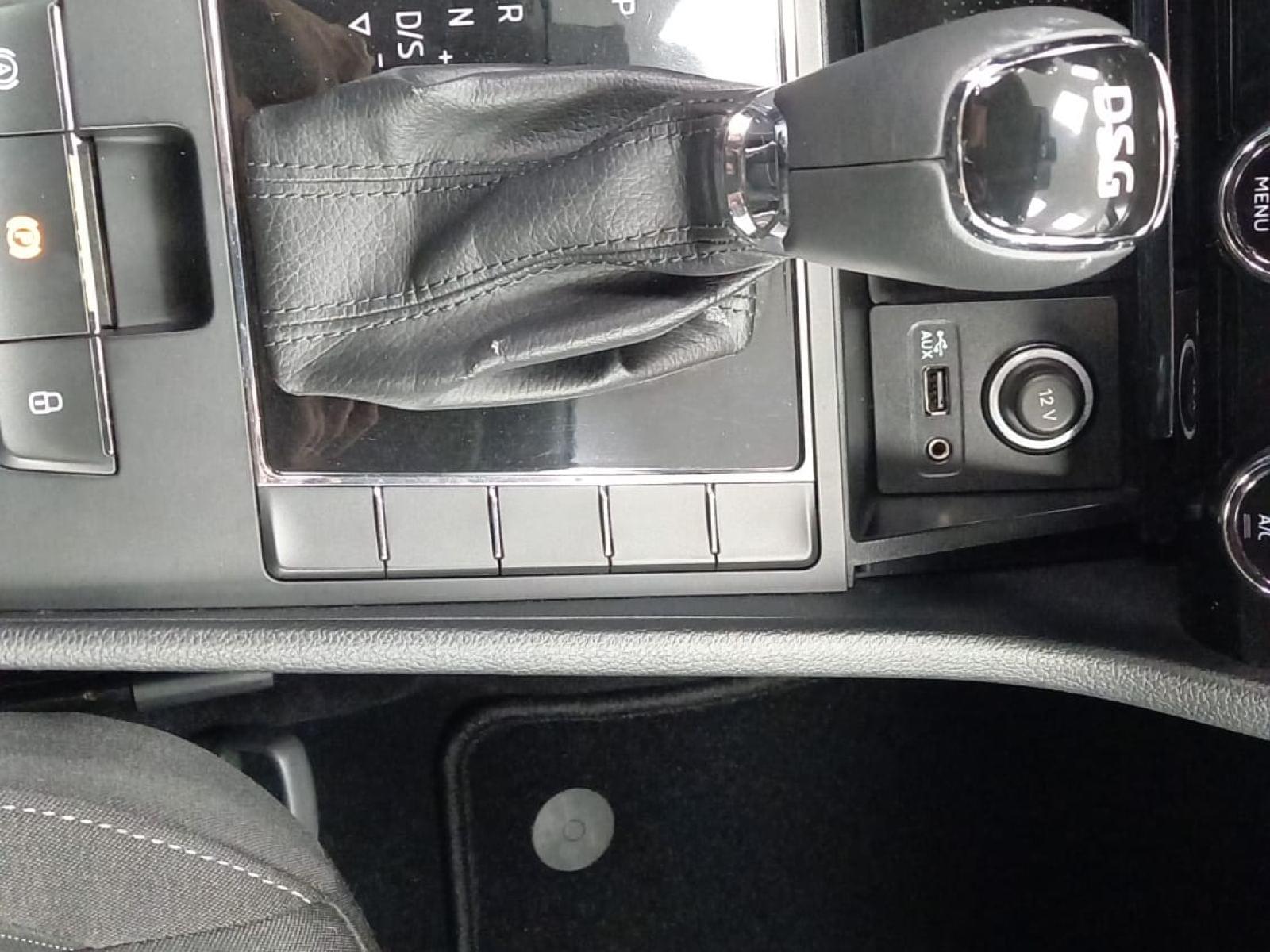 SKODA SUPERB 2.0 TDI 150 CV 23