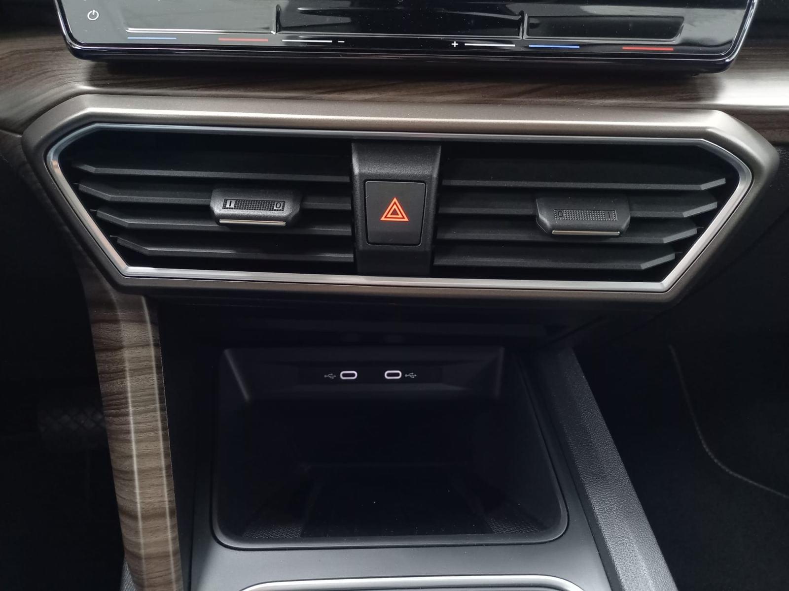 SEAT LEON SP 1.4 e-Hybrid DSG S&S Xcellence Go L 27 
