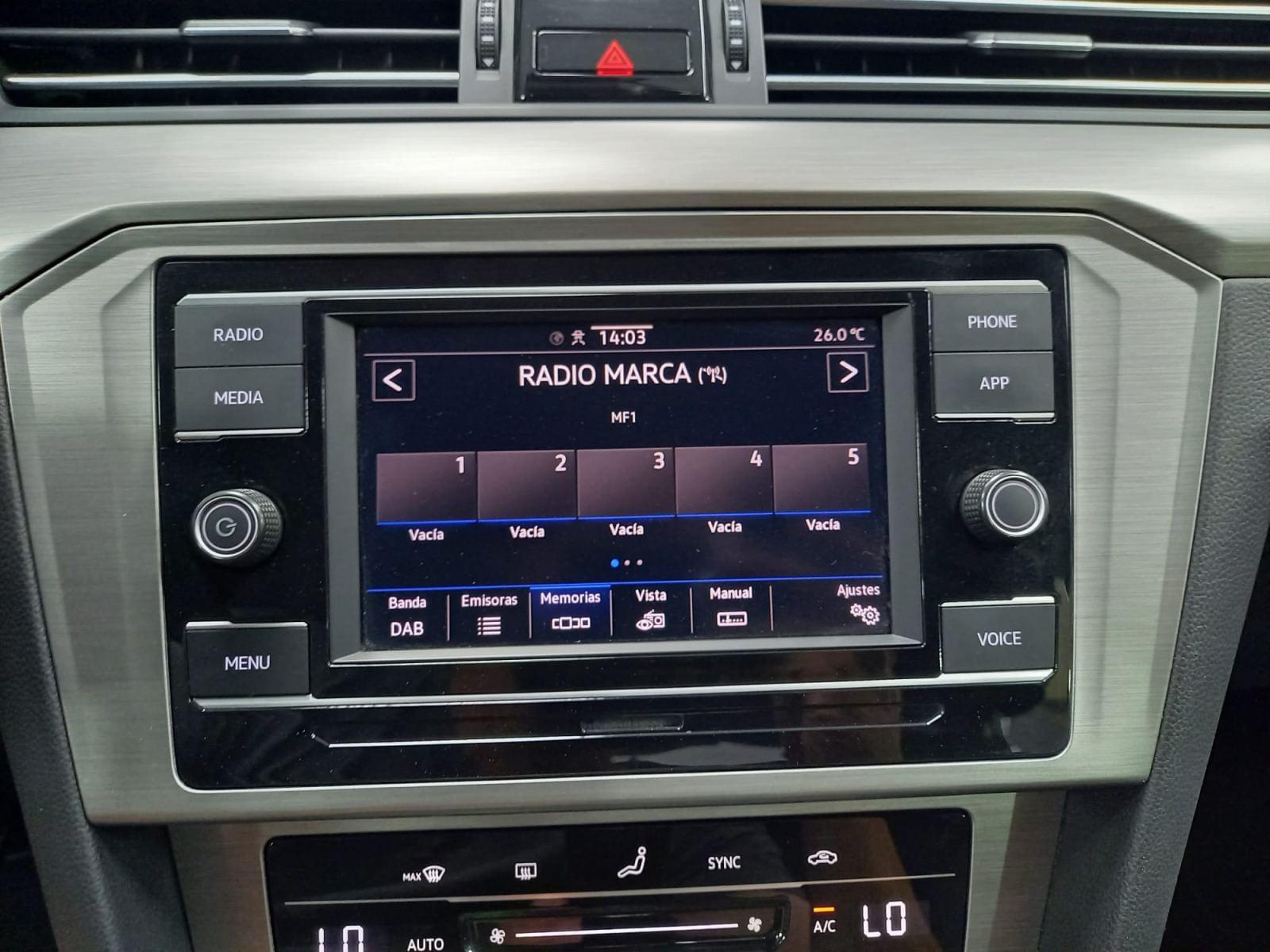 VOLKSWAGEN PASSAT BUSINESS 2.0 TDI 110KW (150CV) 24