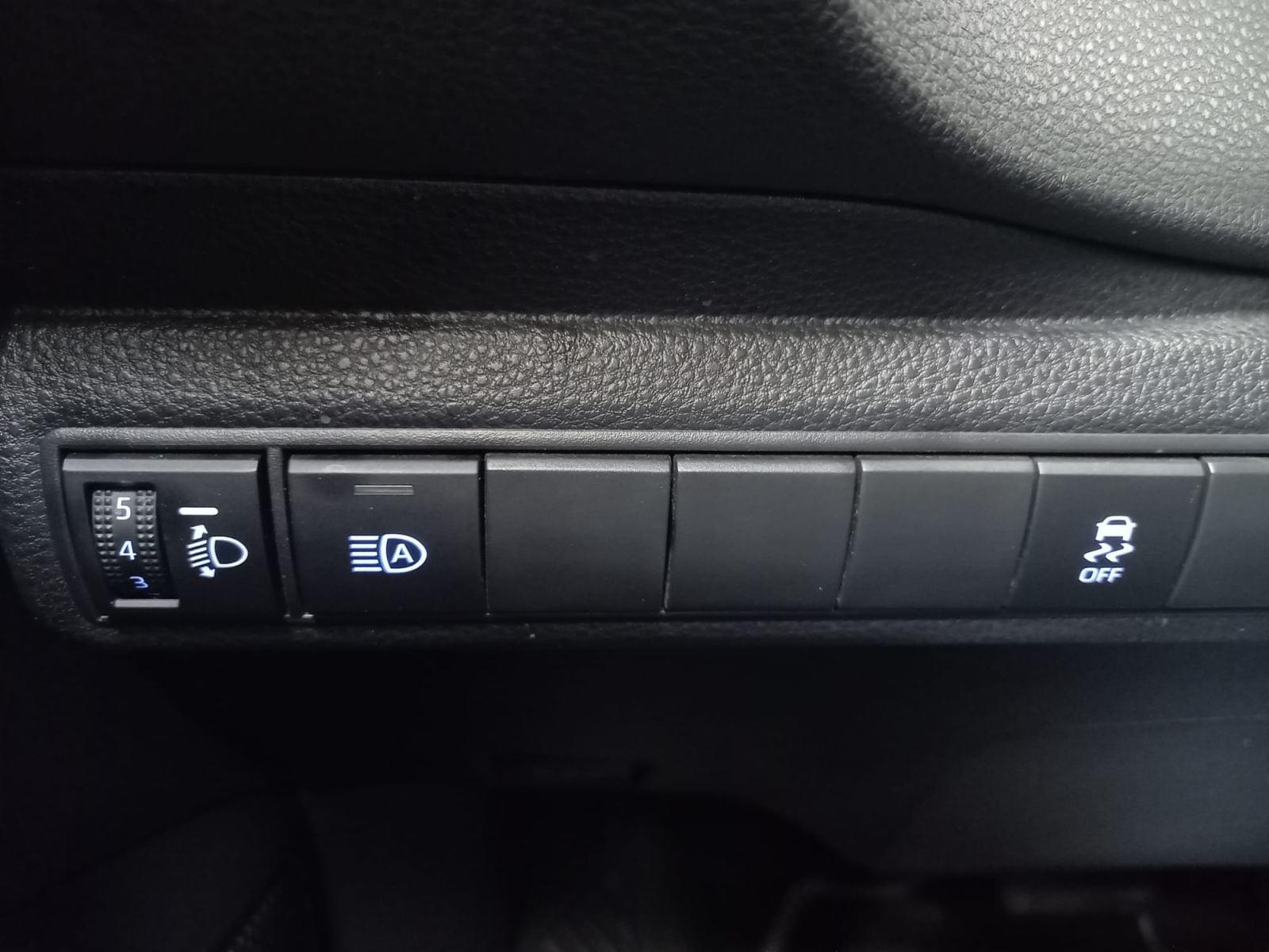 TOYOTA COROLLA 1.8 125H ACTIVE TECH E-CVT TOU SPORT 21