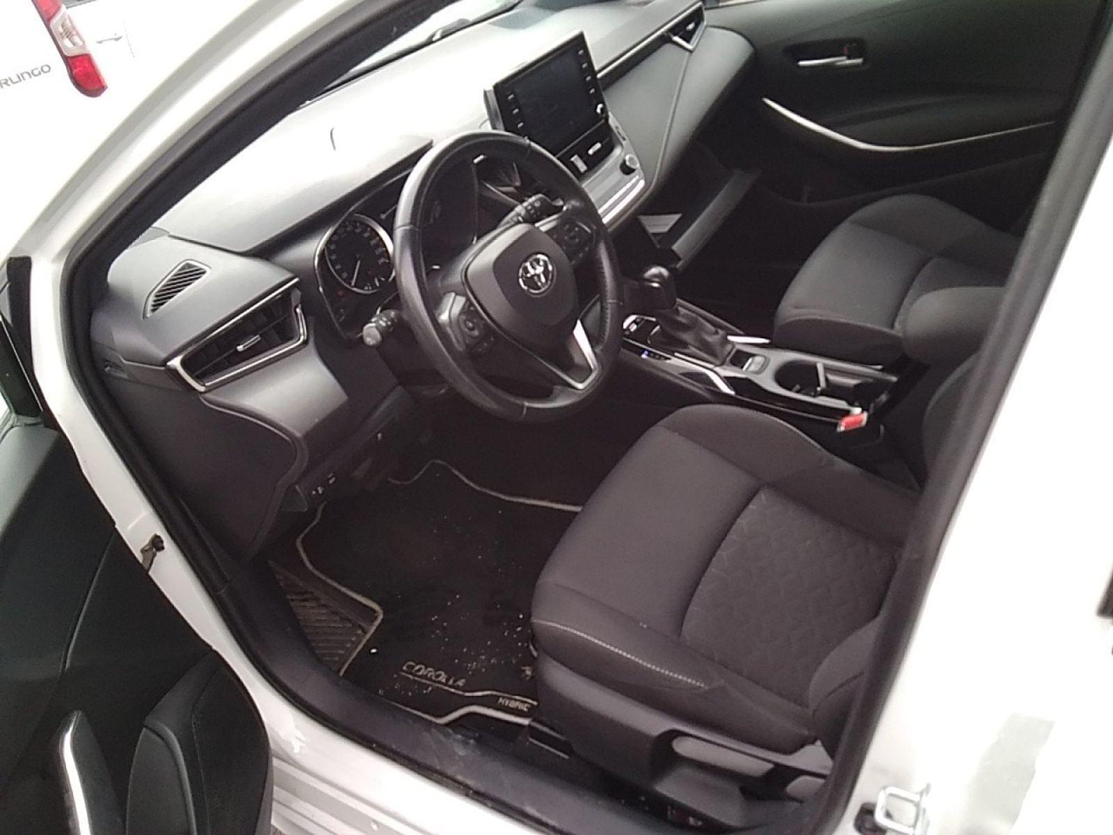 TOYOTA COROLLA 1.8 125H BUSINESS PLUS E-CVT 6 