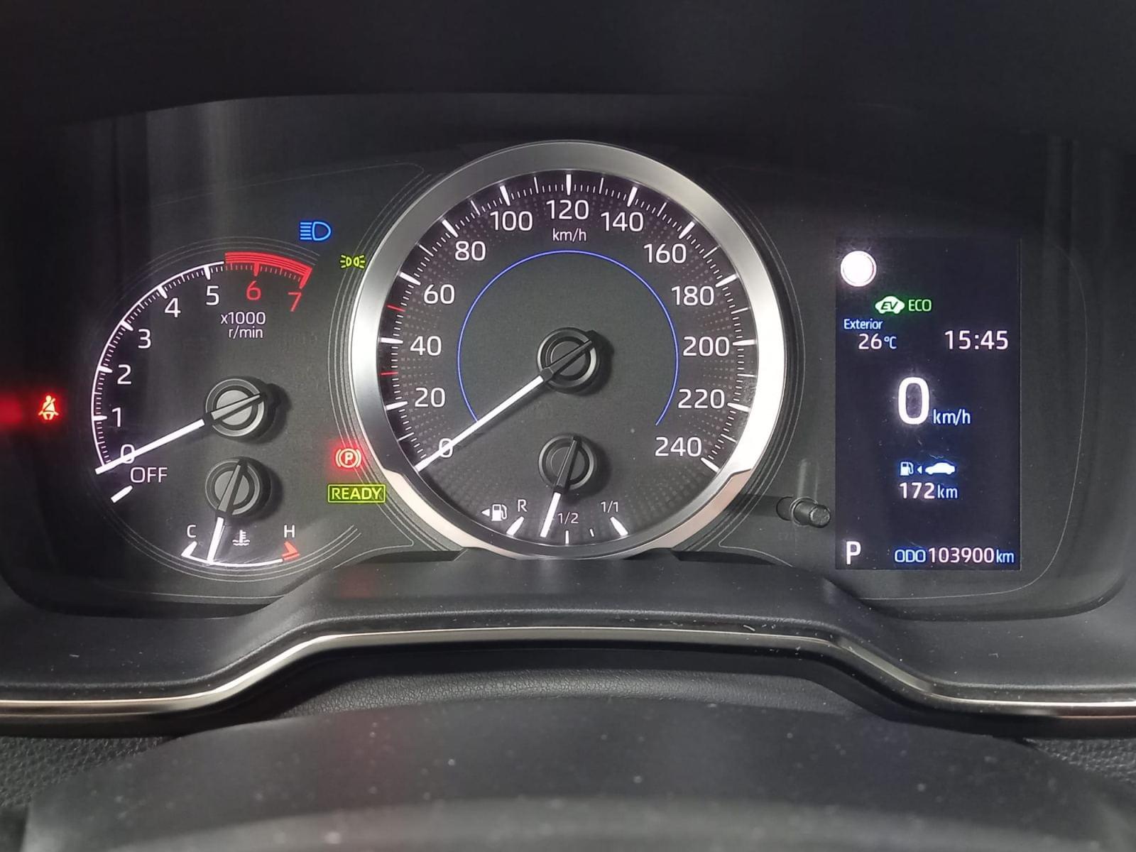 TOYOTA COROLLA 1.8 125H BUSINESS PLUS E-CVT 15 