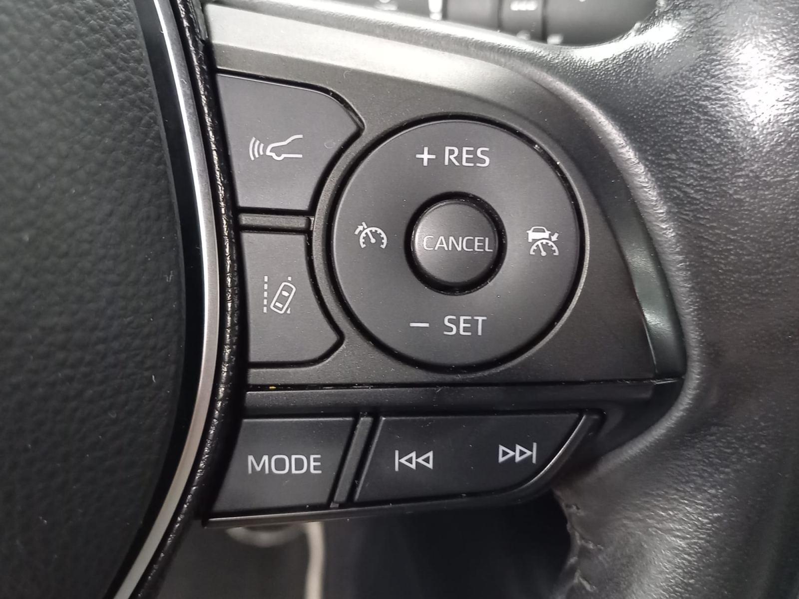 TOYOTA COROLLA 1.8 125H BUSINESS PLUS E-CVT 18 