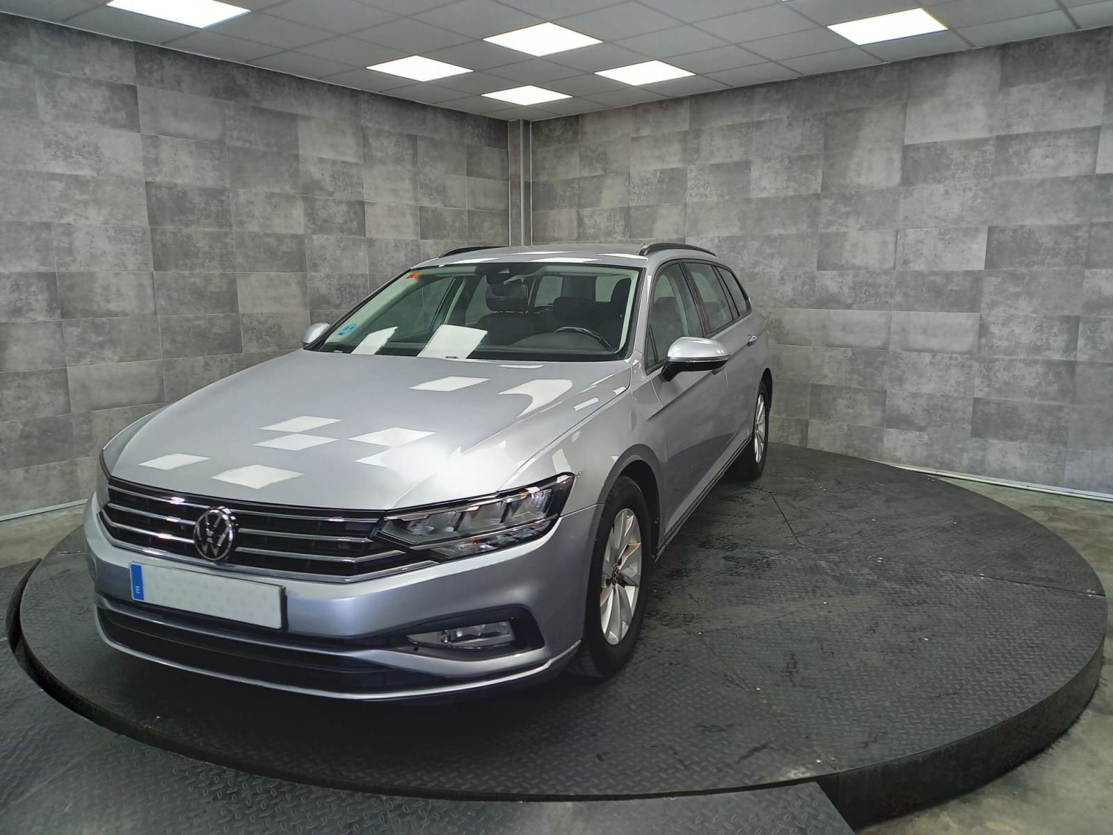 VOLKSWAGEN PASSAT Variant Business 2.0 TDI 110kW 3