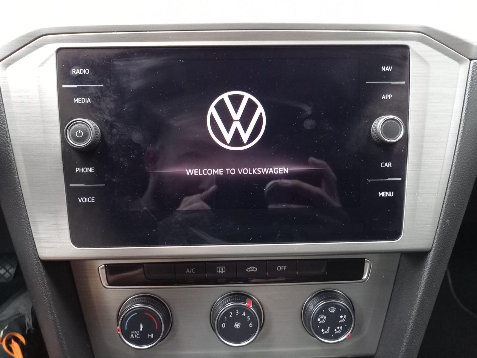 VOLKSWAGEN PASSAT Variant Business 2.0 TDI 110kW 15