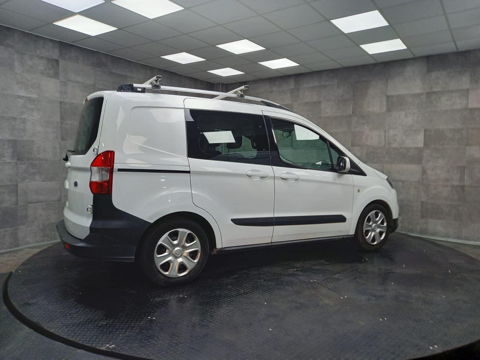 FORD TRANSIT COURIER COMBI Kombi 1.5 TDCi 71kW Trend 4 
