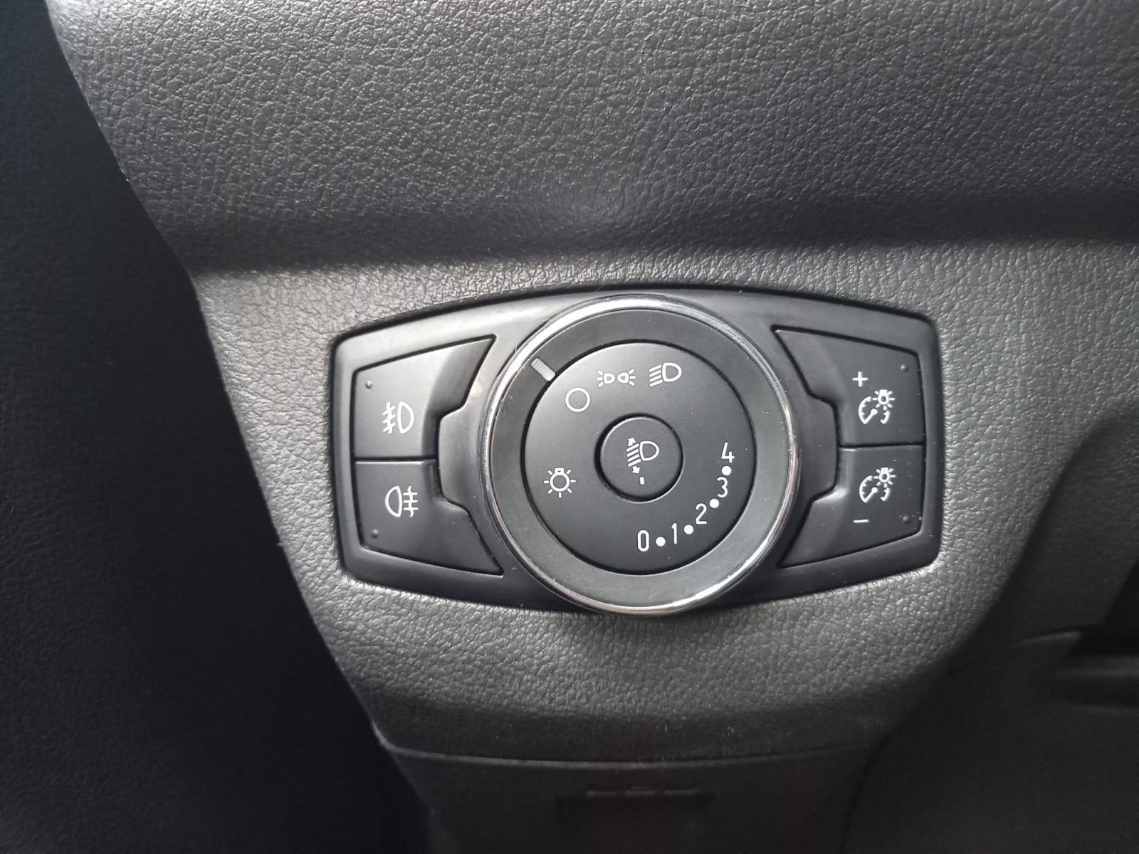 FORD TRANSIT COURIER COMBI Kombi 1.5 TDCi 71kW Trend 25 