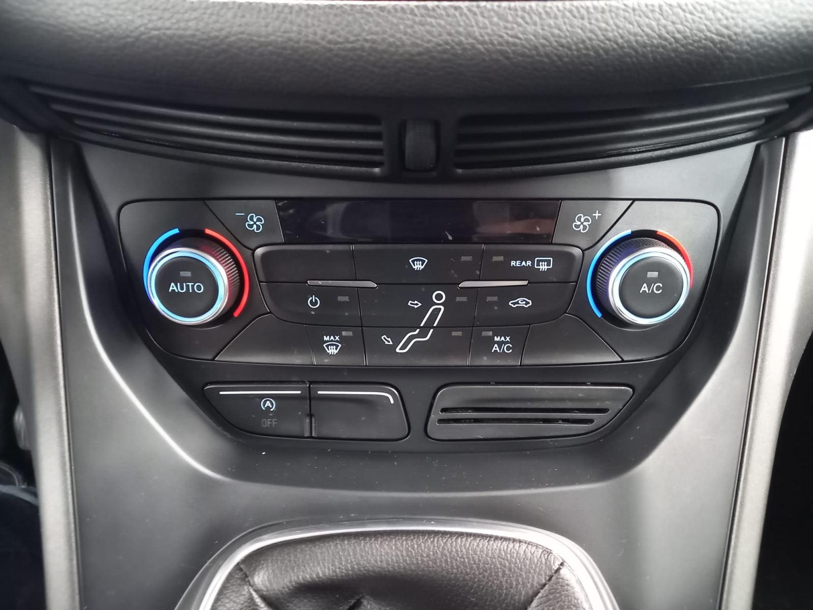 FORD GRAND C-MAX 1.5 TDCi 88kW (120CV) Business 26