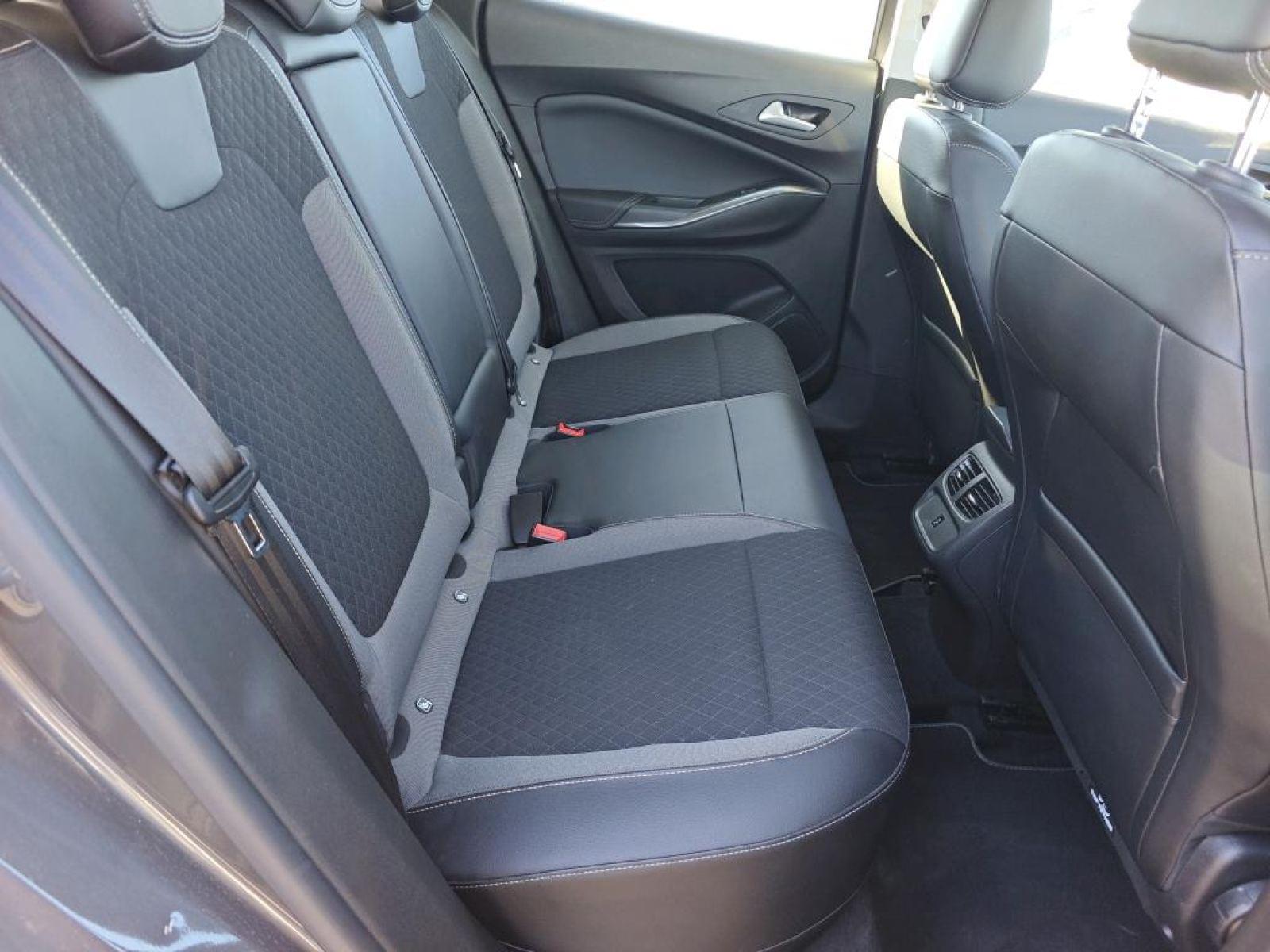 OPEL GRANDLAND X PHEV 1.6 Turbo Edition Auto 4x2 8 