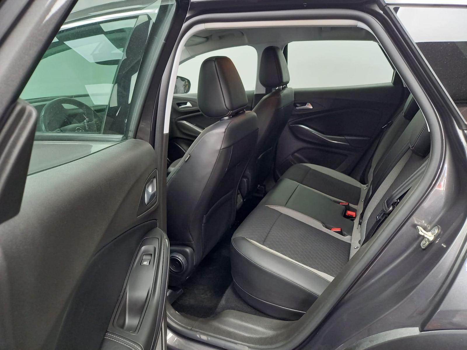 OPEL GRANDLAND X PHEV 1.6 Turbo Edition Auto 4x2 11